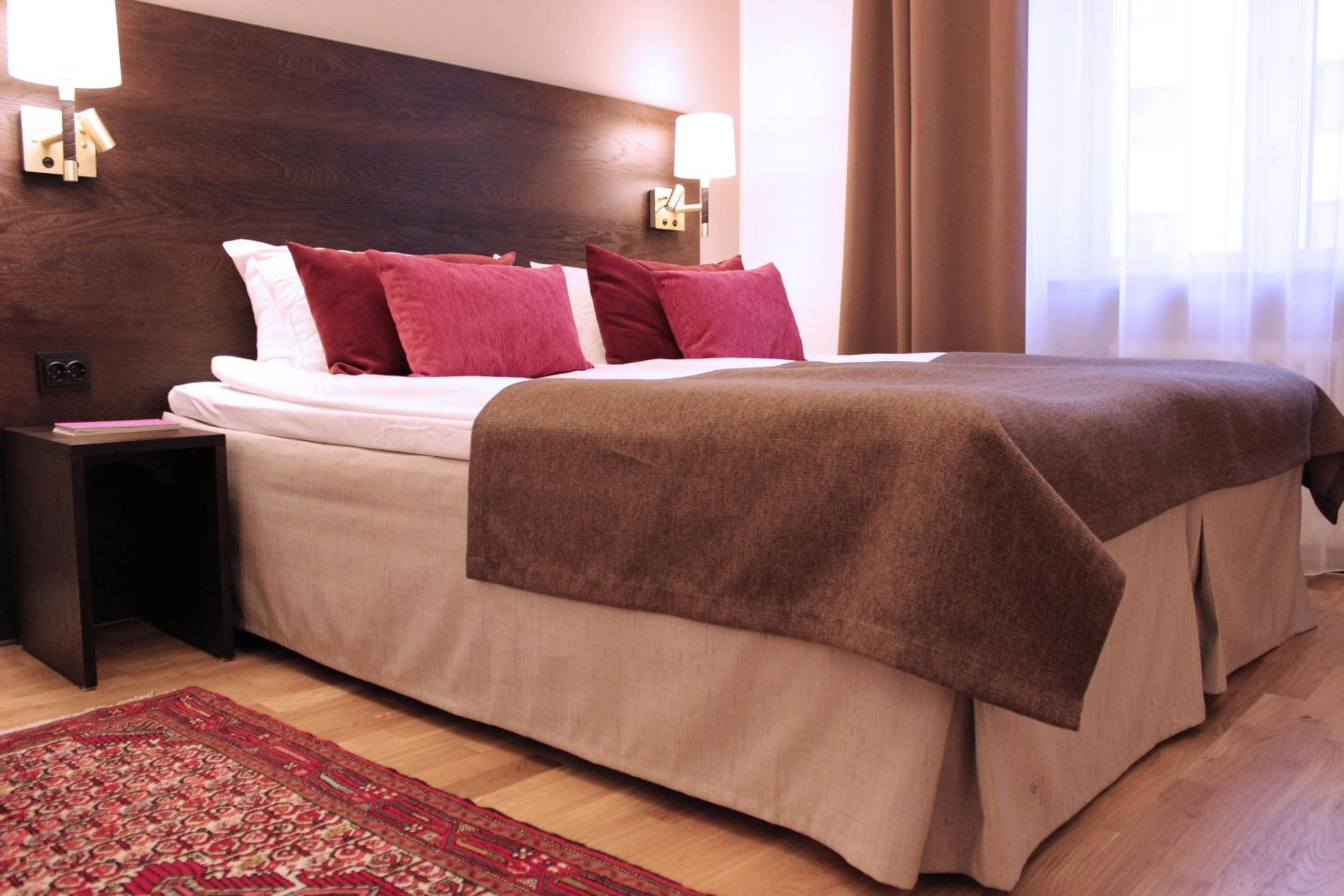 Standard Double or Twin Room - Photo 2