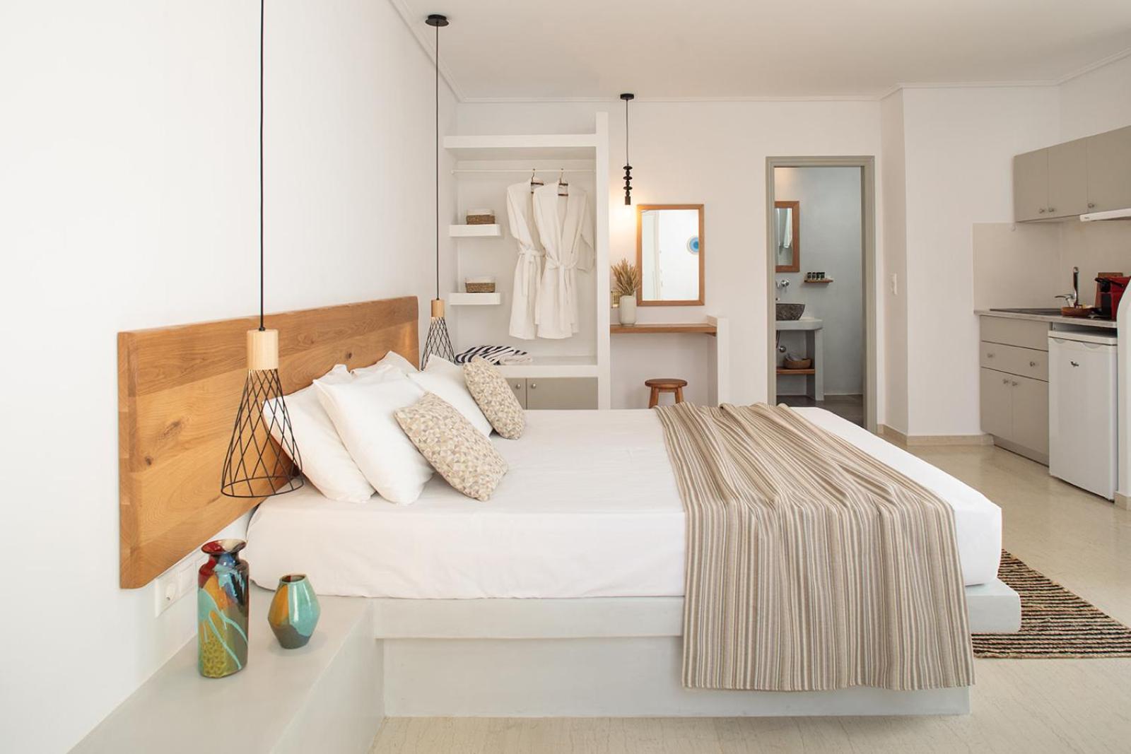 Junior Suite with Sunset View - Photo 2
