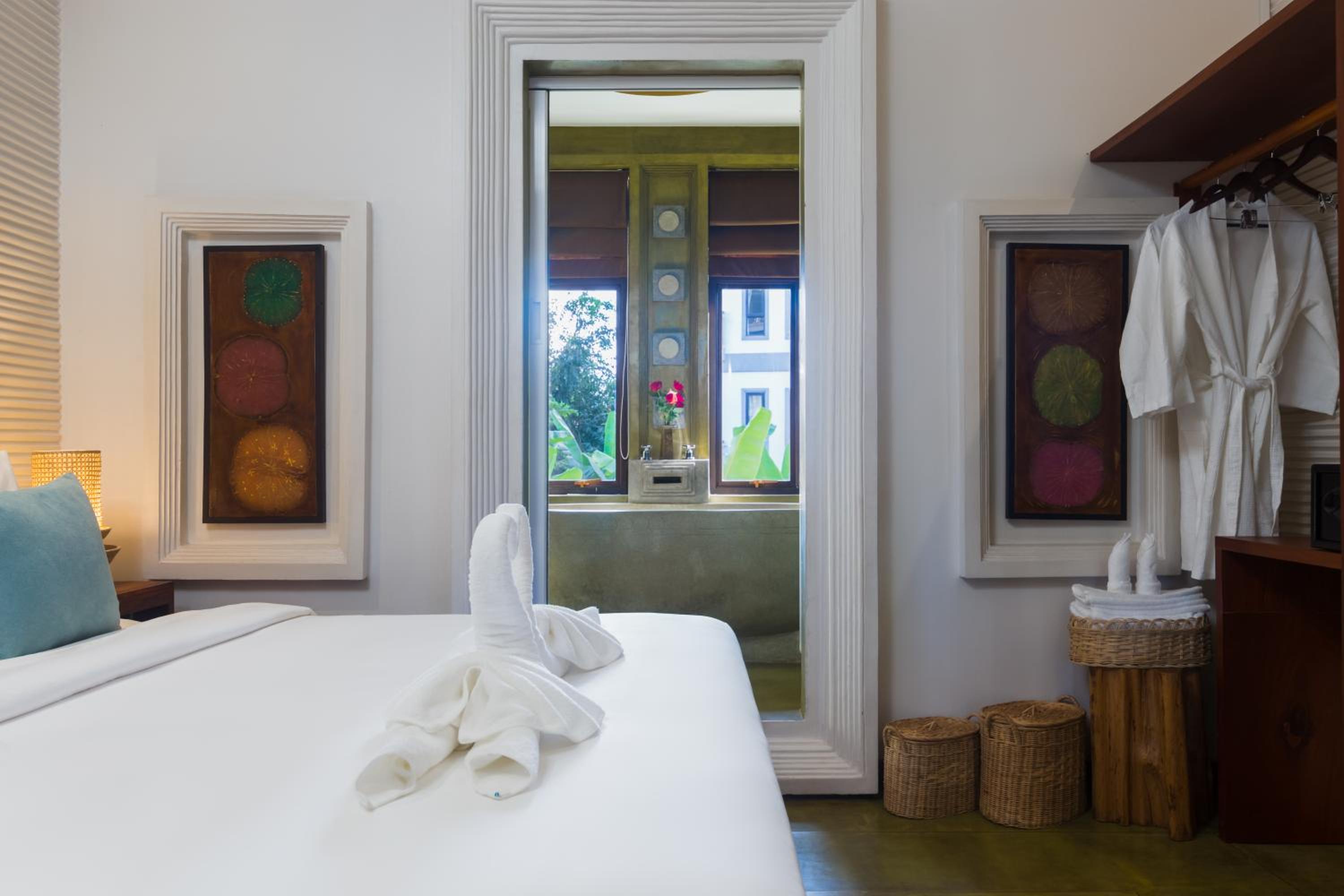 Deluxe Double Room with Bath