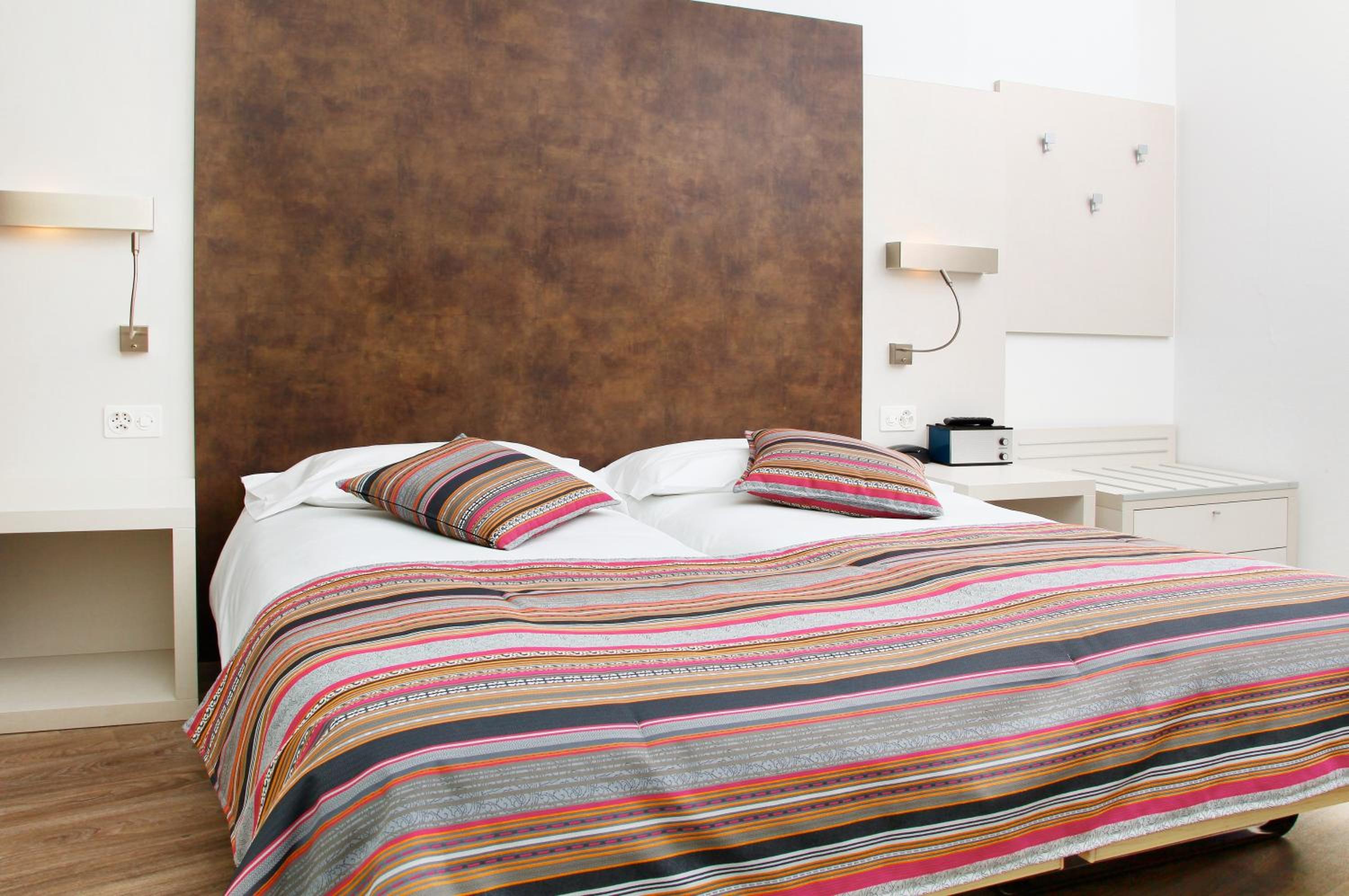 Double Room - Photo 4