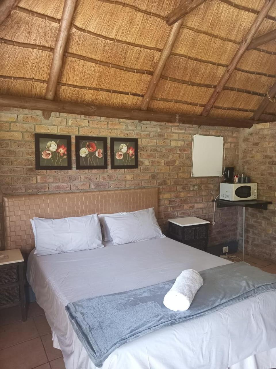 Economy Double Room photo 1