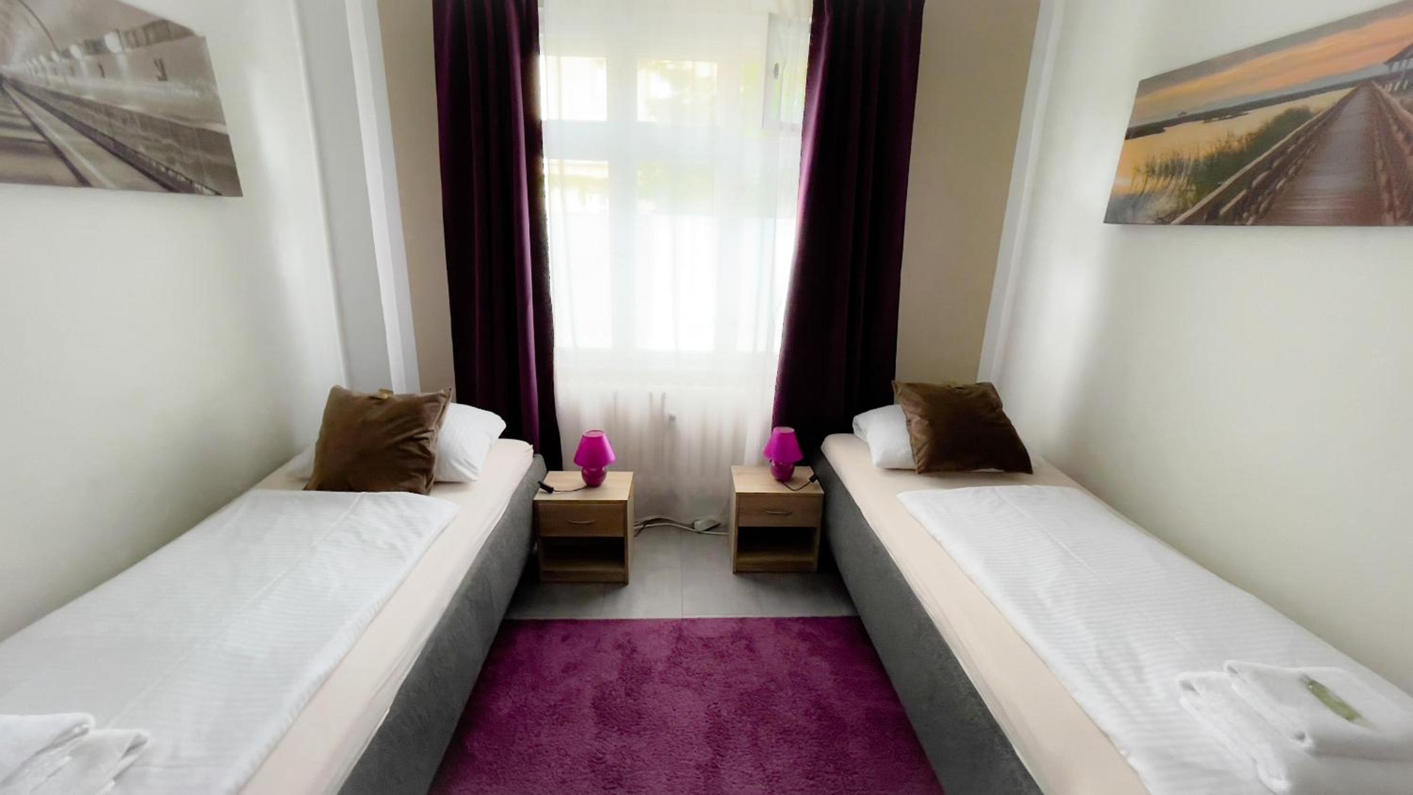 Superior Twin Room photo 3