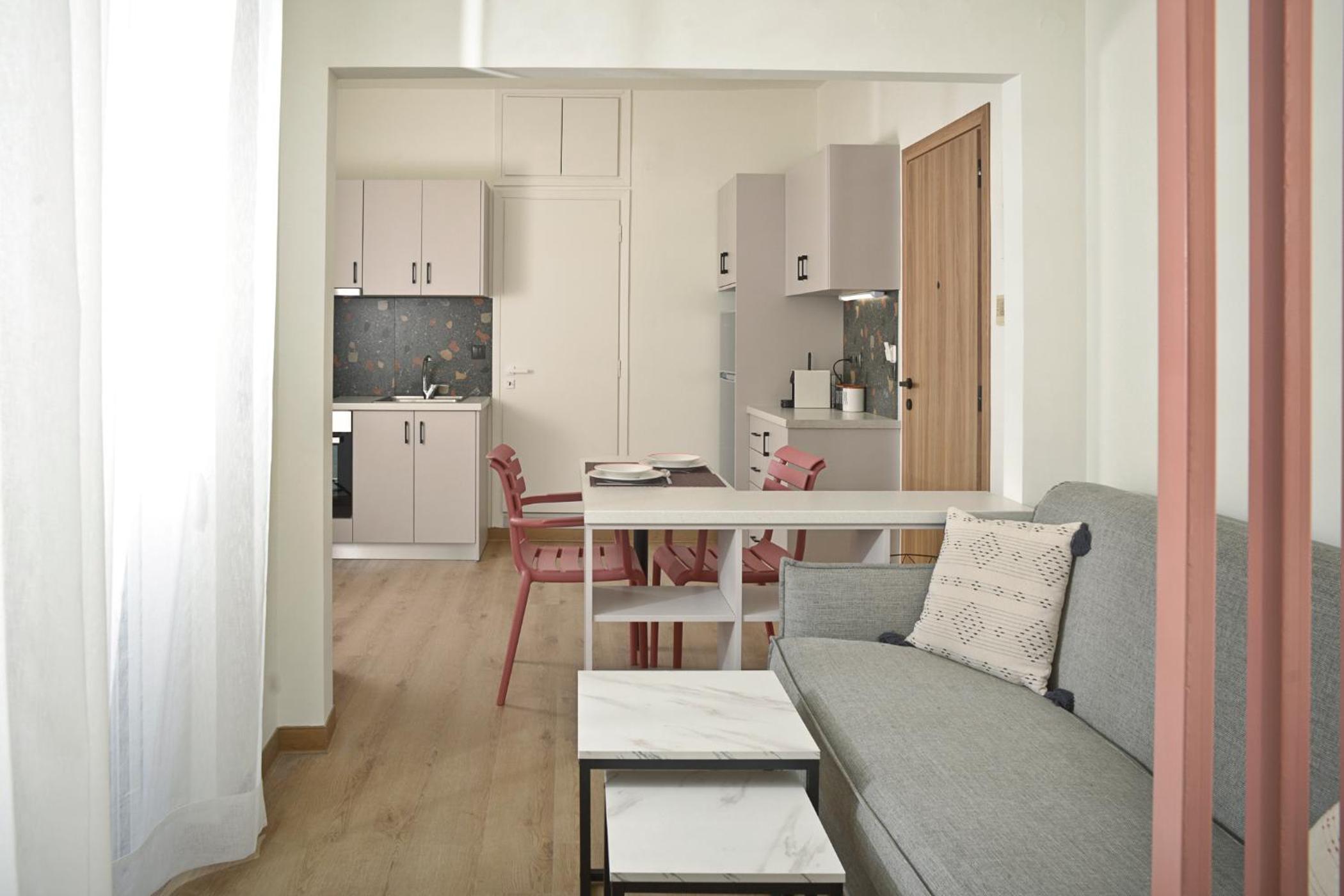 Studio Apartment