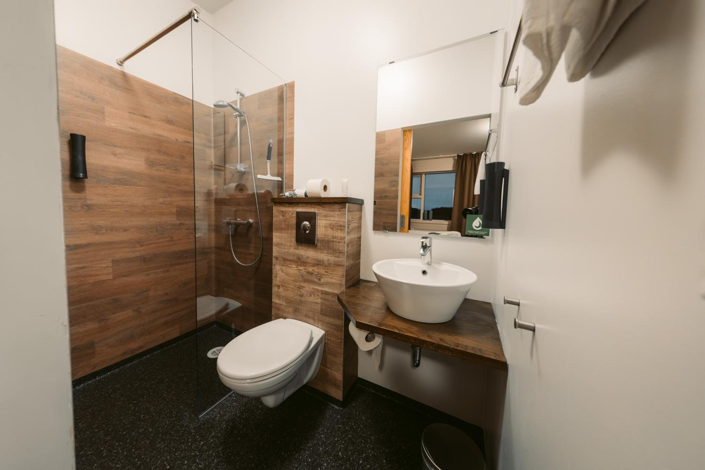 Family Room - Disability Access photo 3