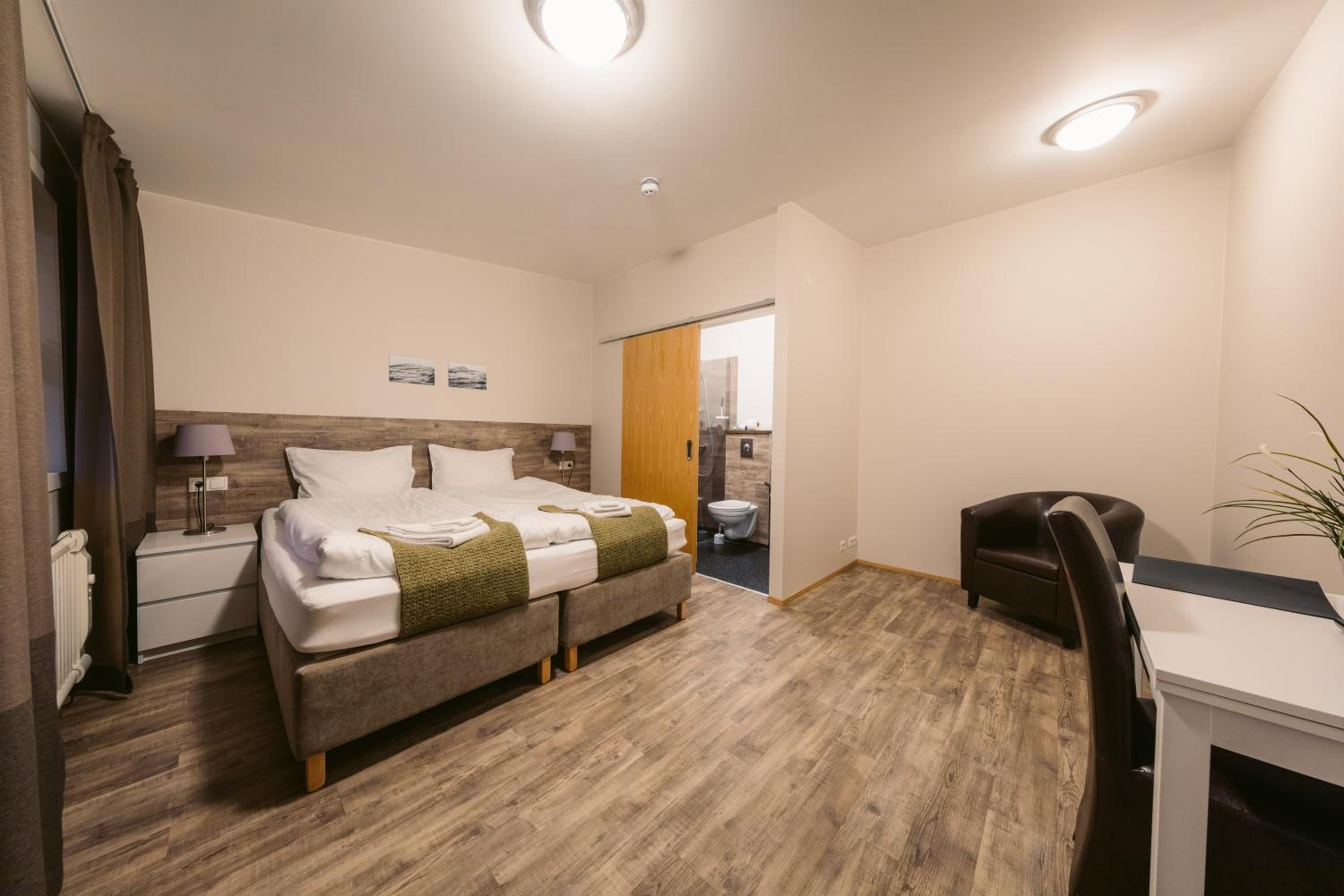 Standard Twin Room photo 2