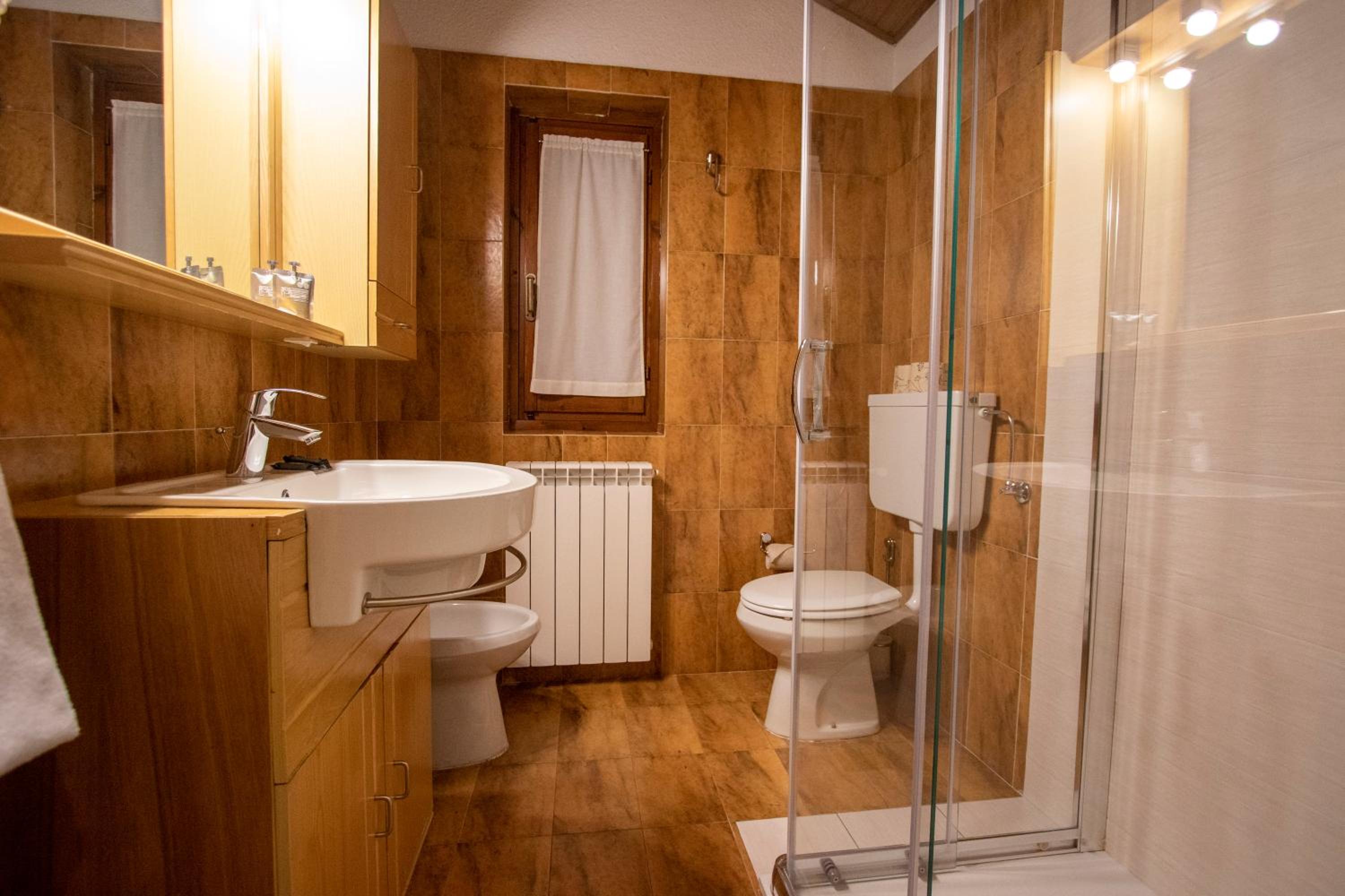 Two-Bedroom Chalet photo 3