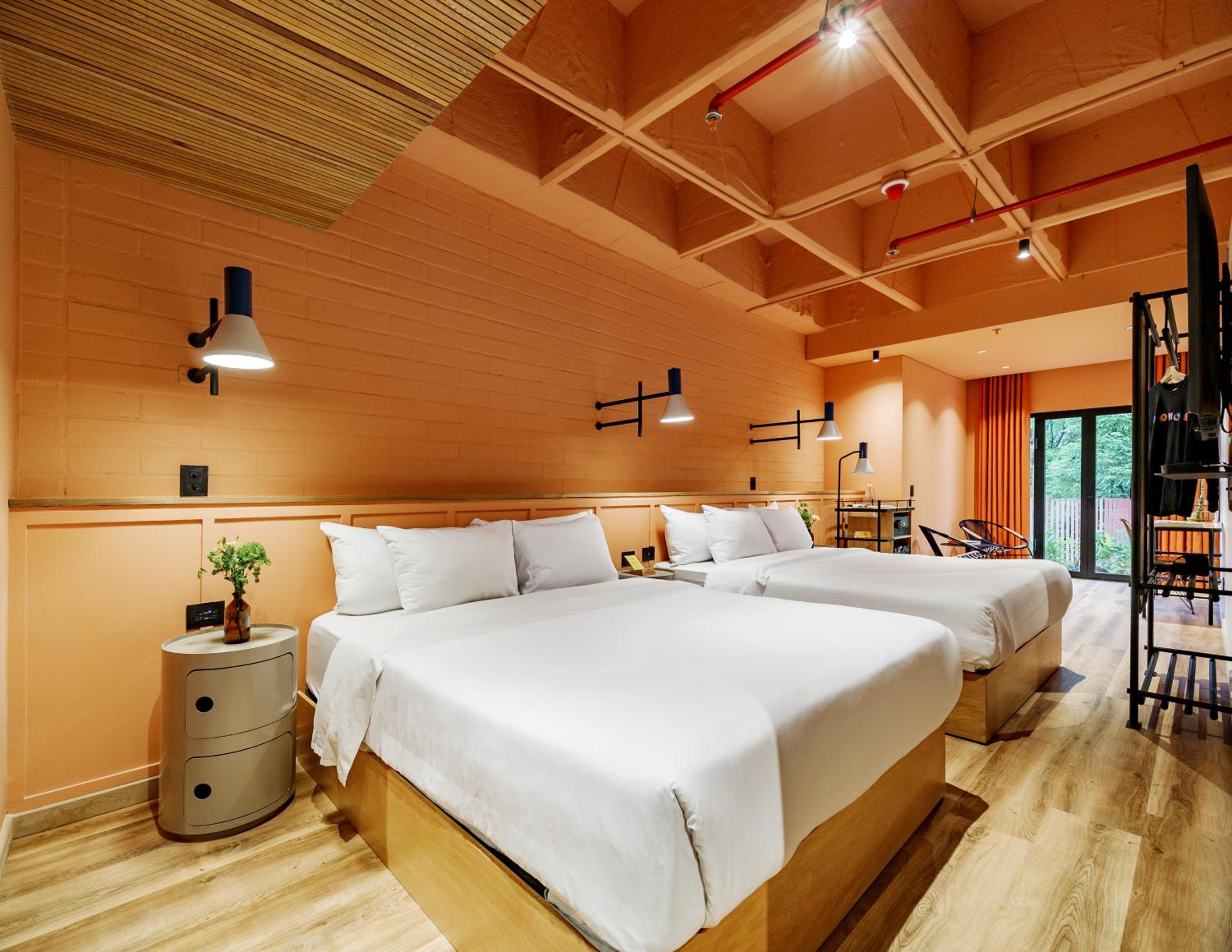 Superior Room with Balcony - 2 Queen Beds