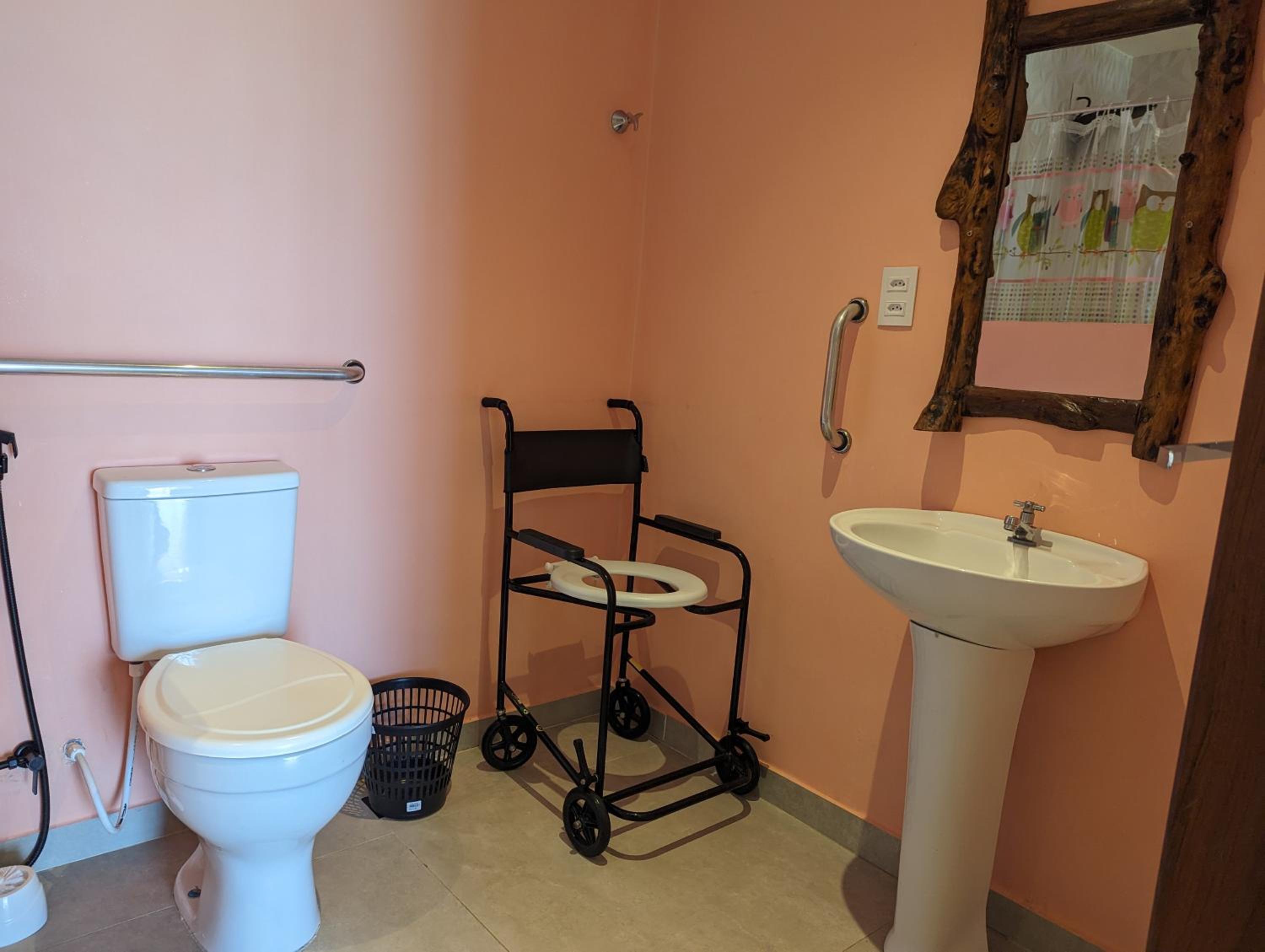 Triple Room - Disability Access photo 2