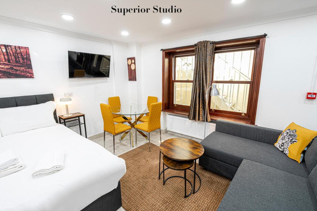 Superior Studio photo 2