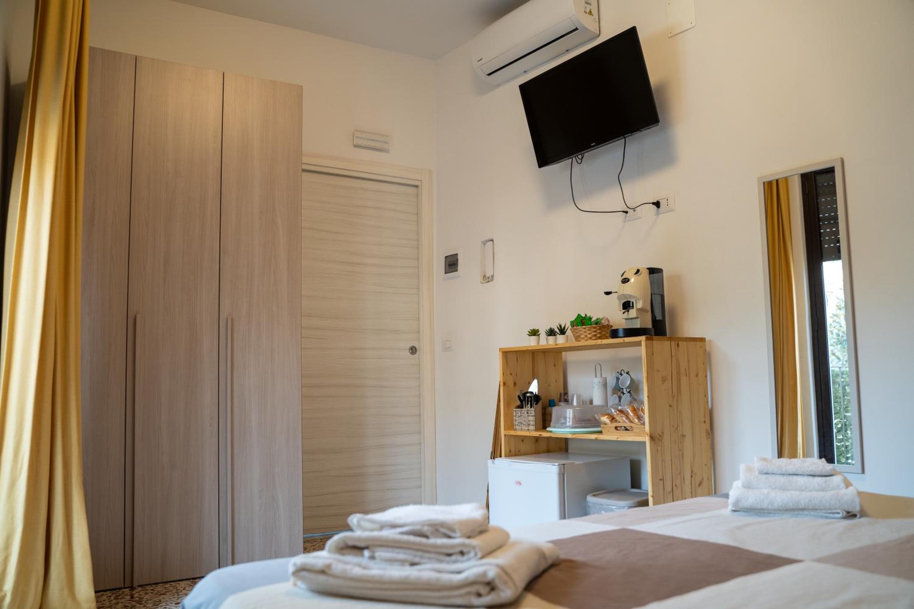 Double Room with Private Bathroom photo 3