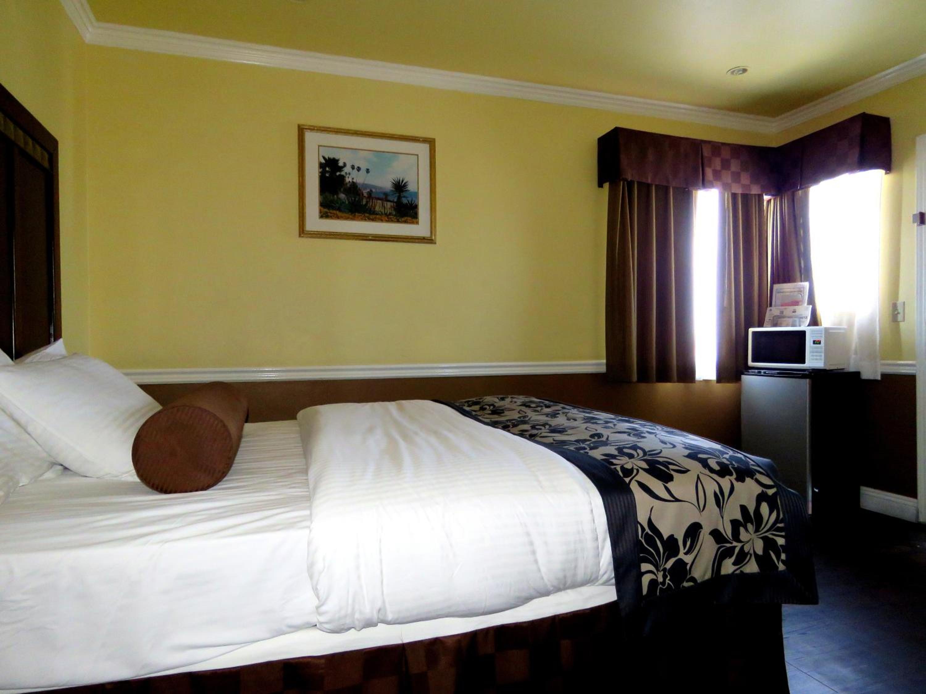 Queen Room - Photo 4