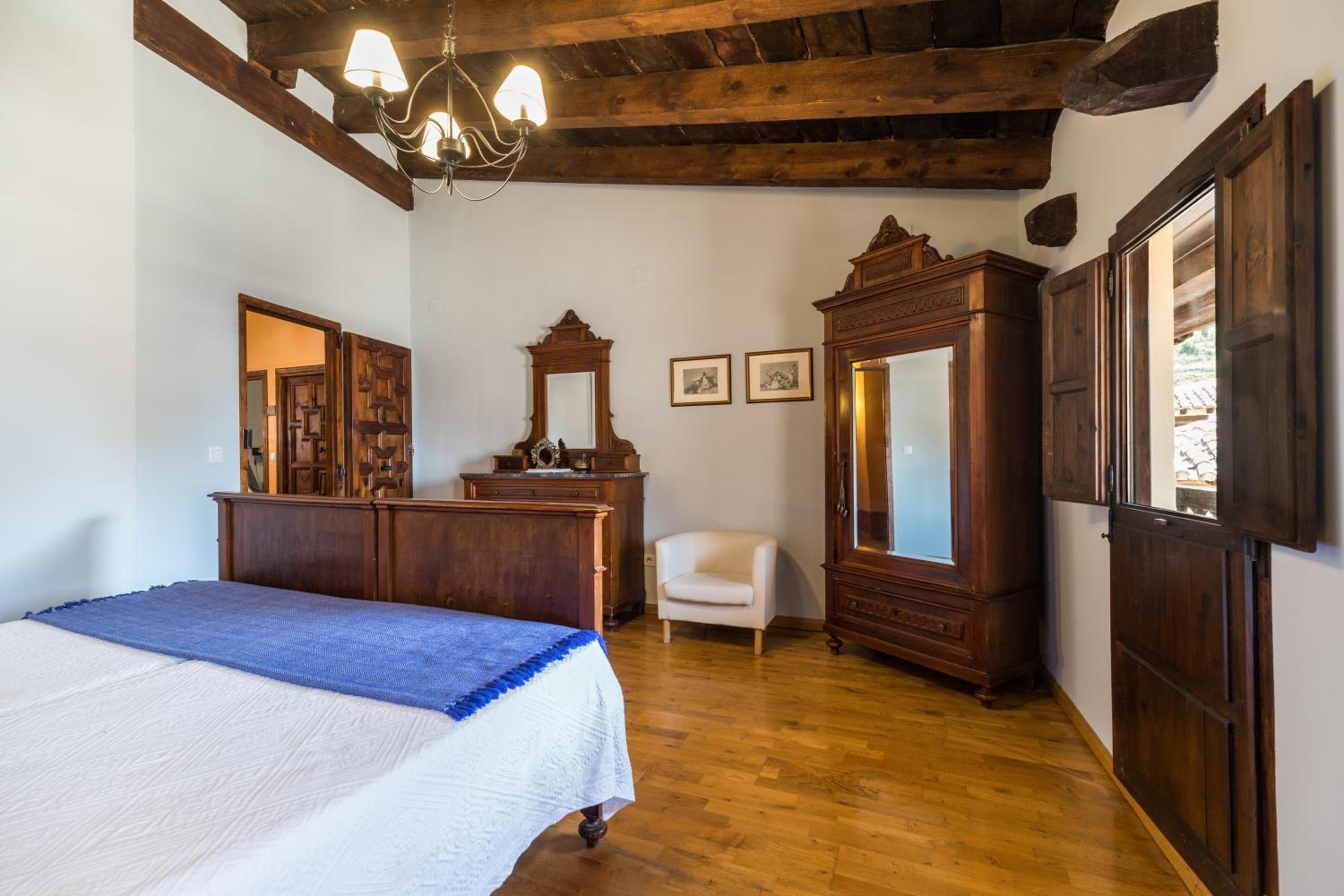Double or Twin Room with Balcony photo 3