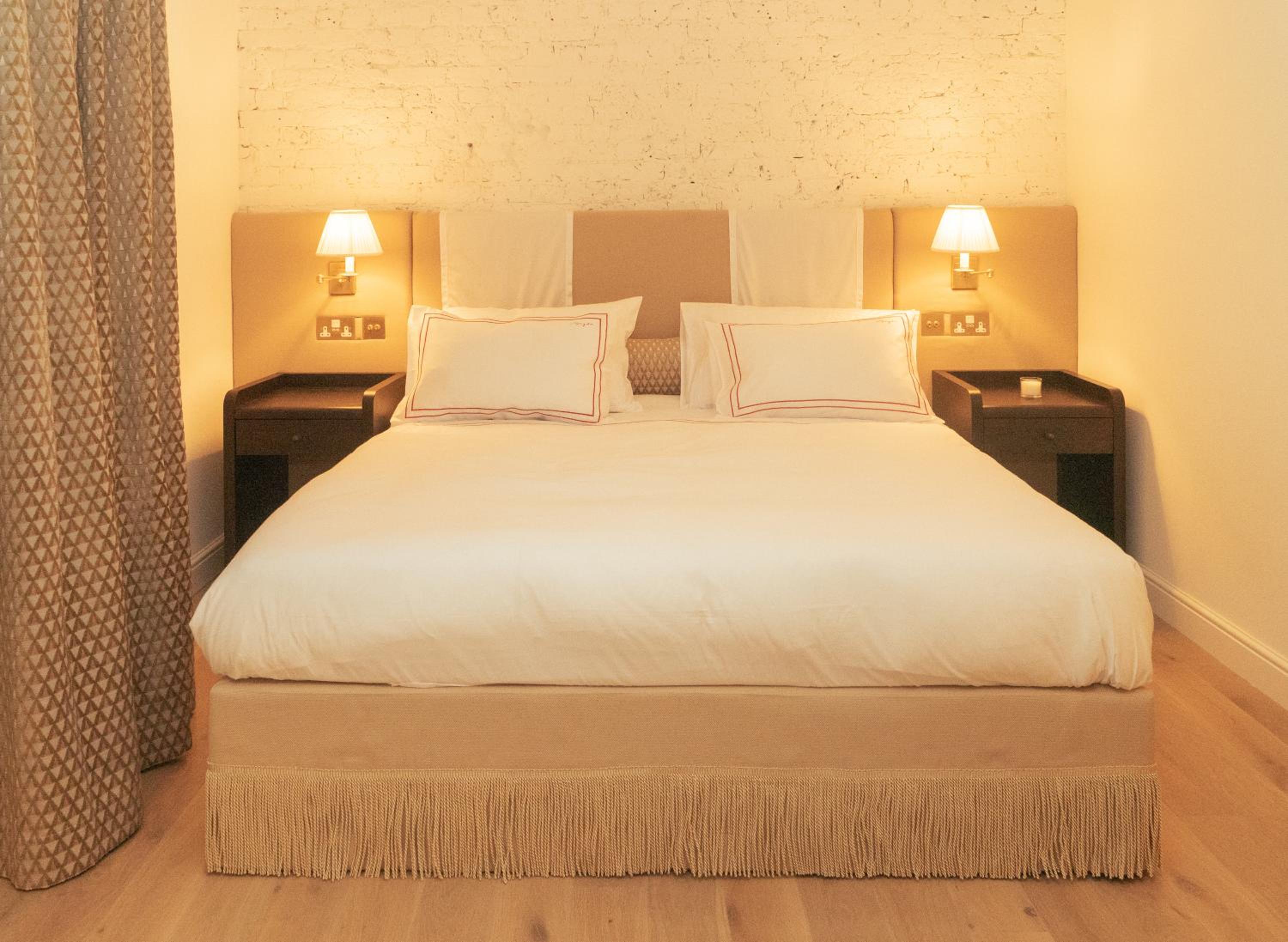 Deluxe Double Room photo 3