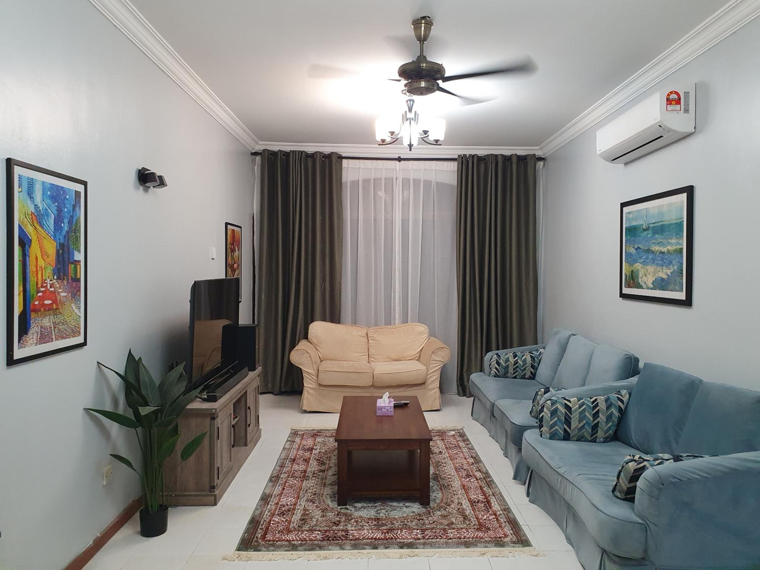 Apartment photo 1