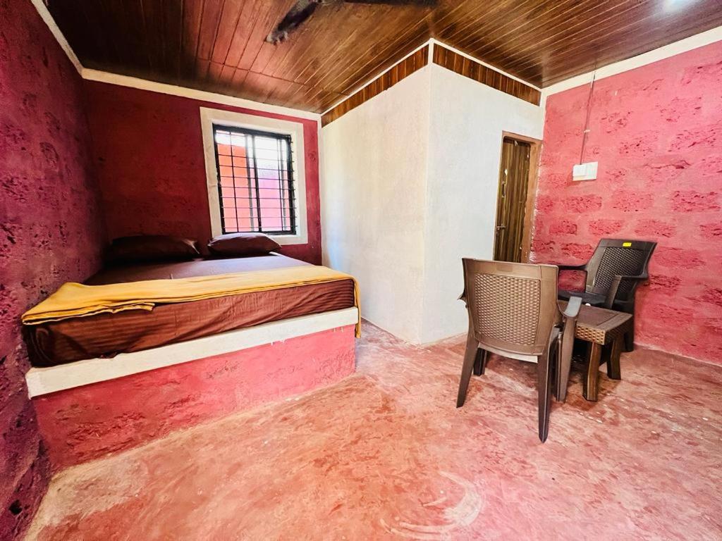Double Room With Private Bathroom photo 1