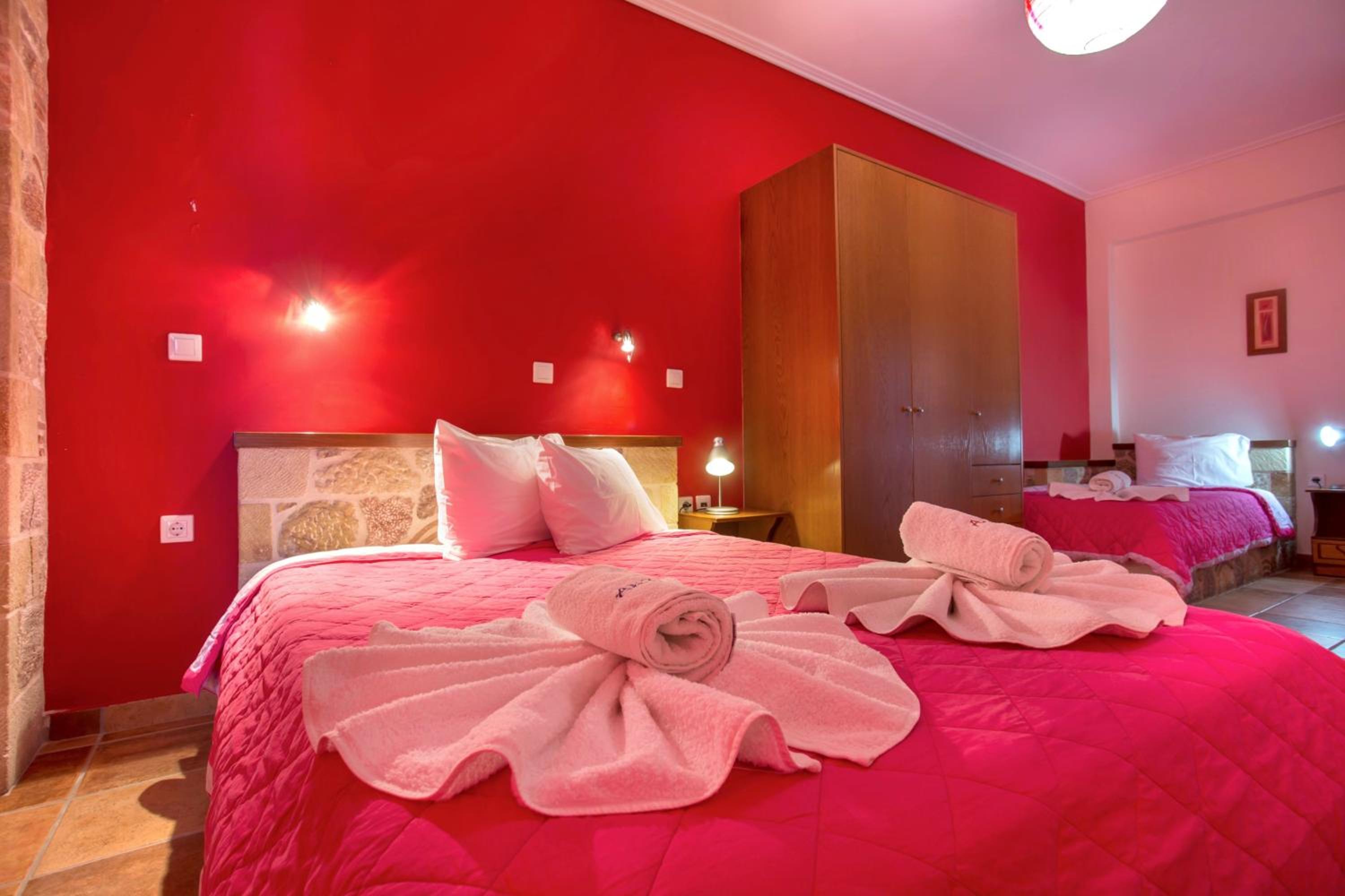 Triple Room - Photo 8