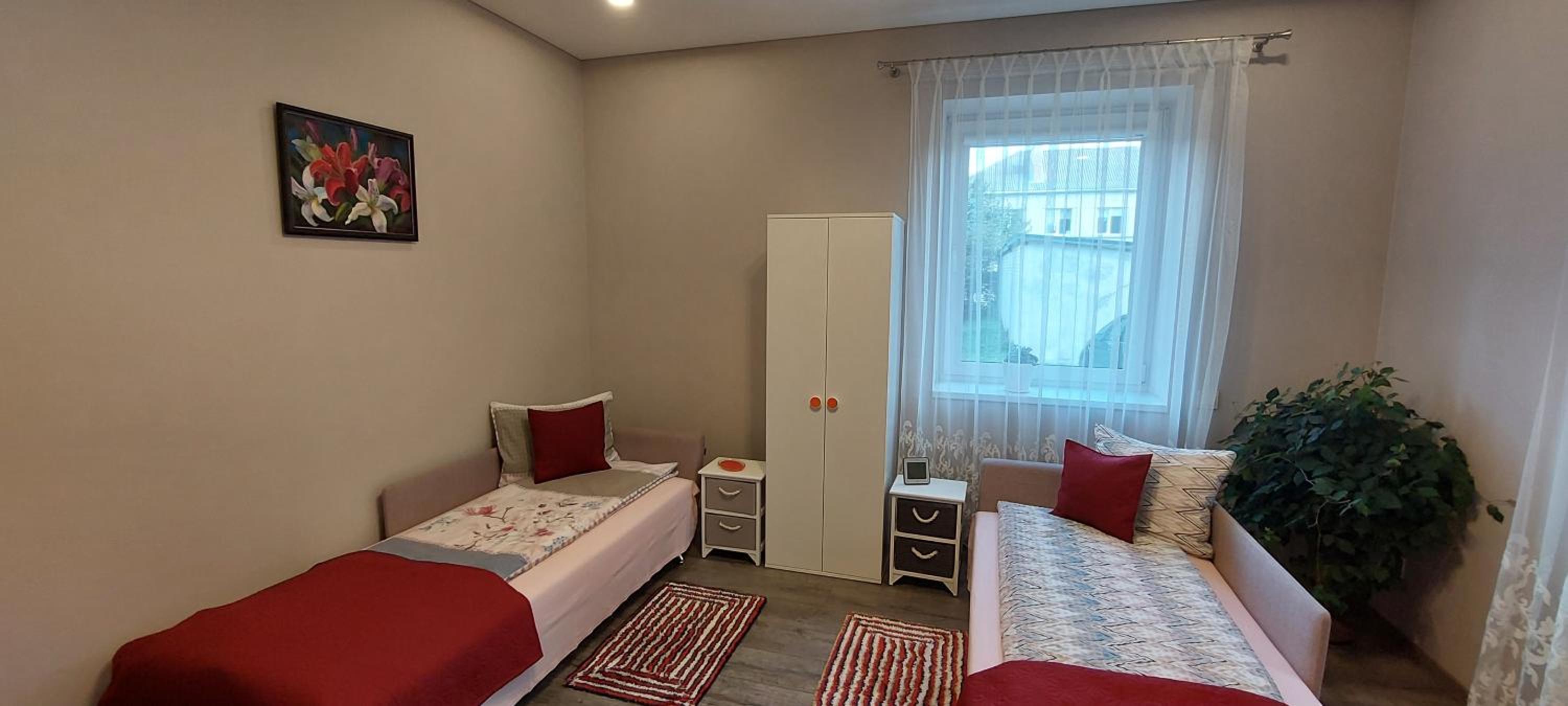 Two-Bedroom Apartment - Photo 7