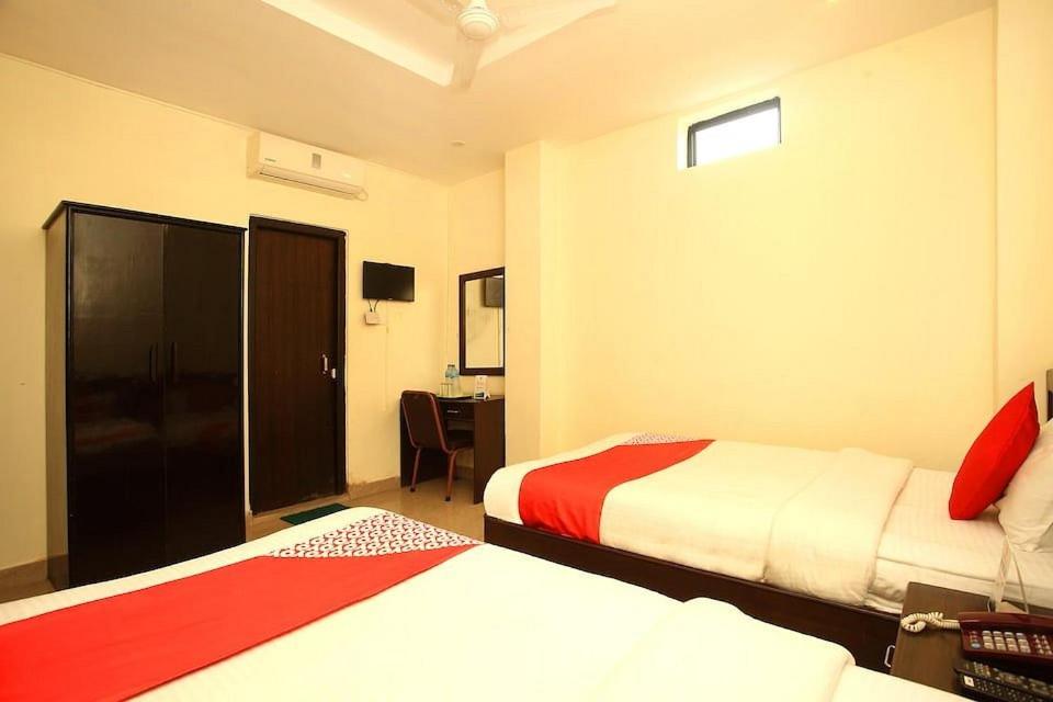 Large Twin Room photo 1