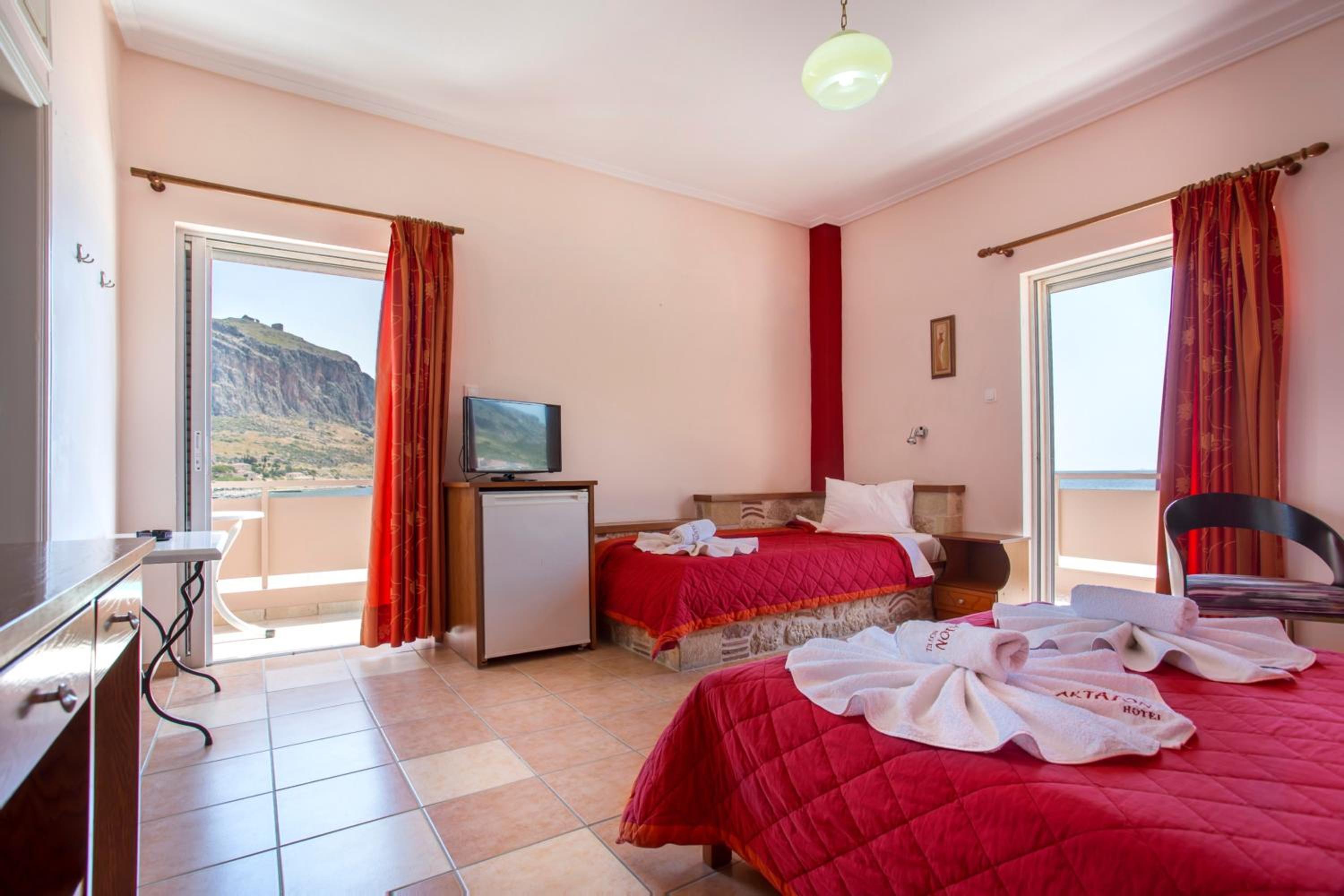 Superior Double Room - Photo 7