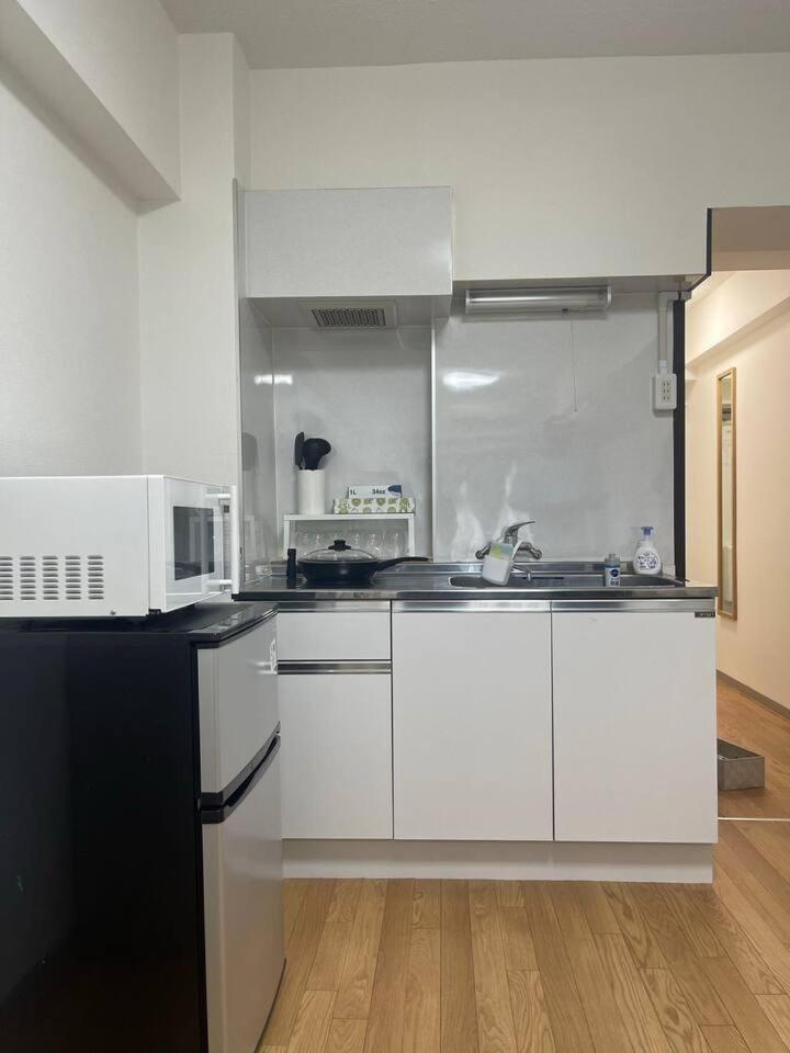 One-Bedroom Apartment photo 3