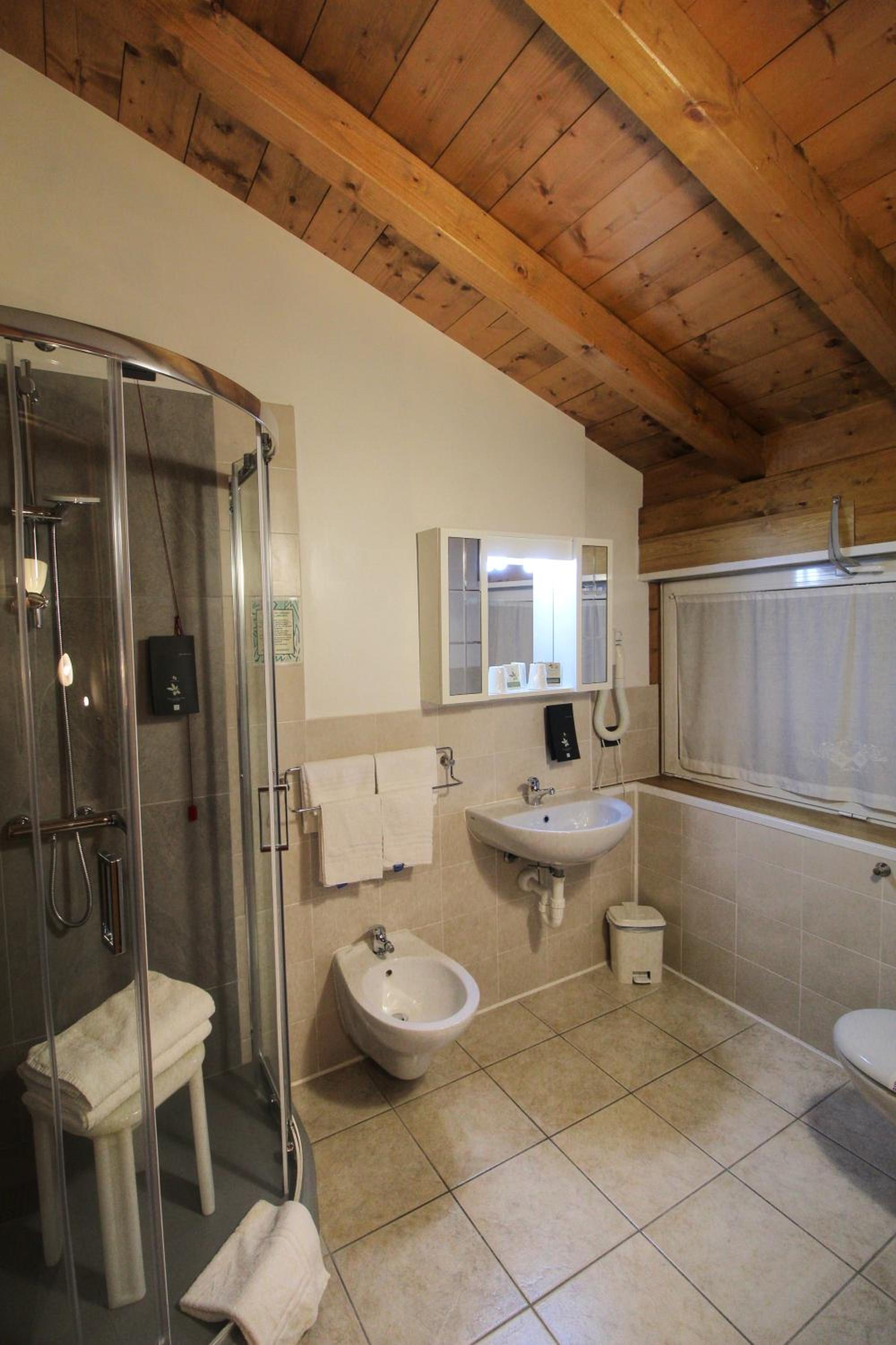 Superior Double Room - Photo 5
