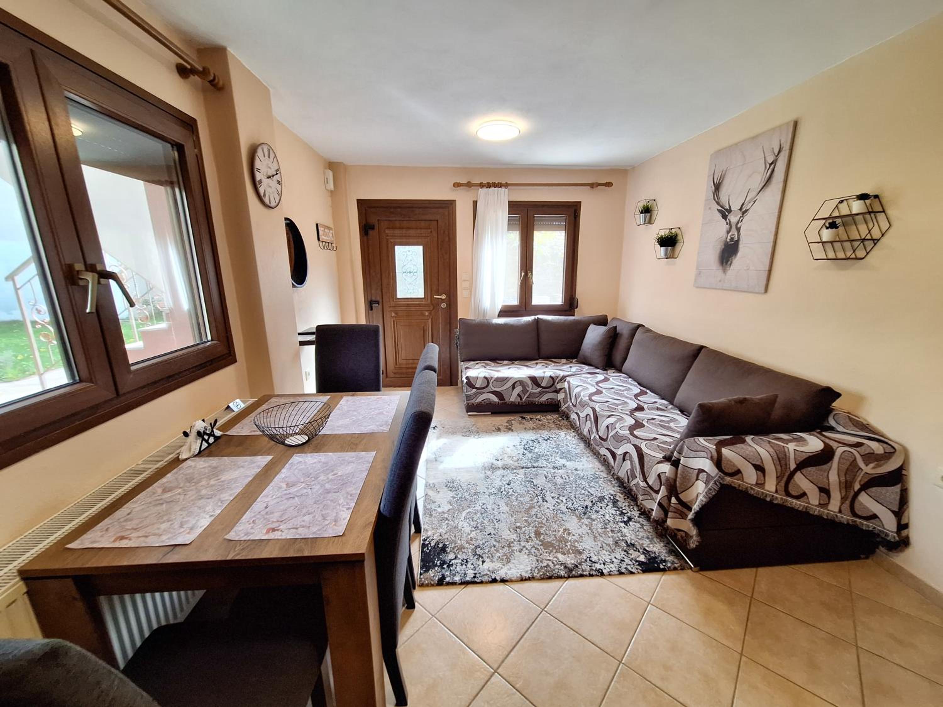 One-Bedroom Apartment - Photo 17
