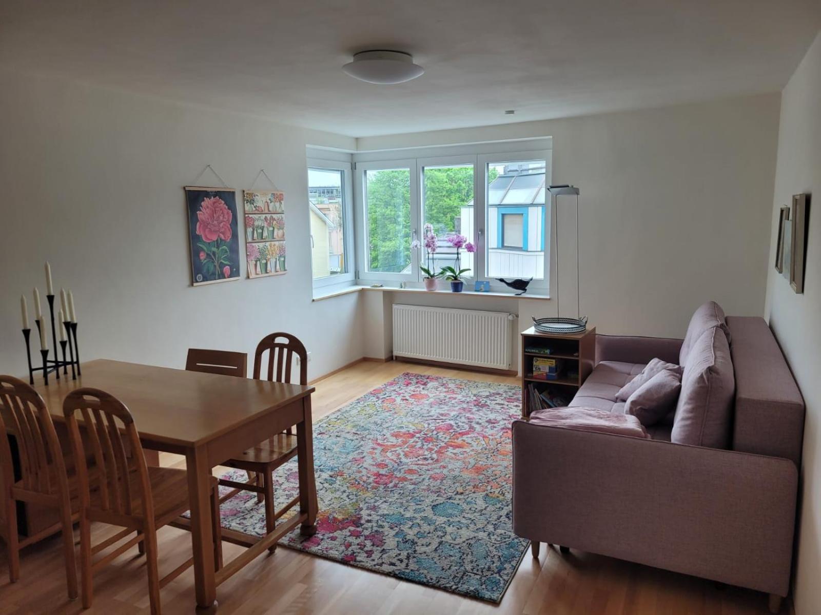 One-Bedroom Apartment photo 1