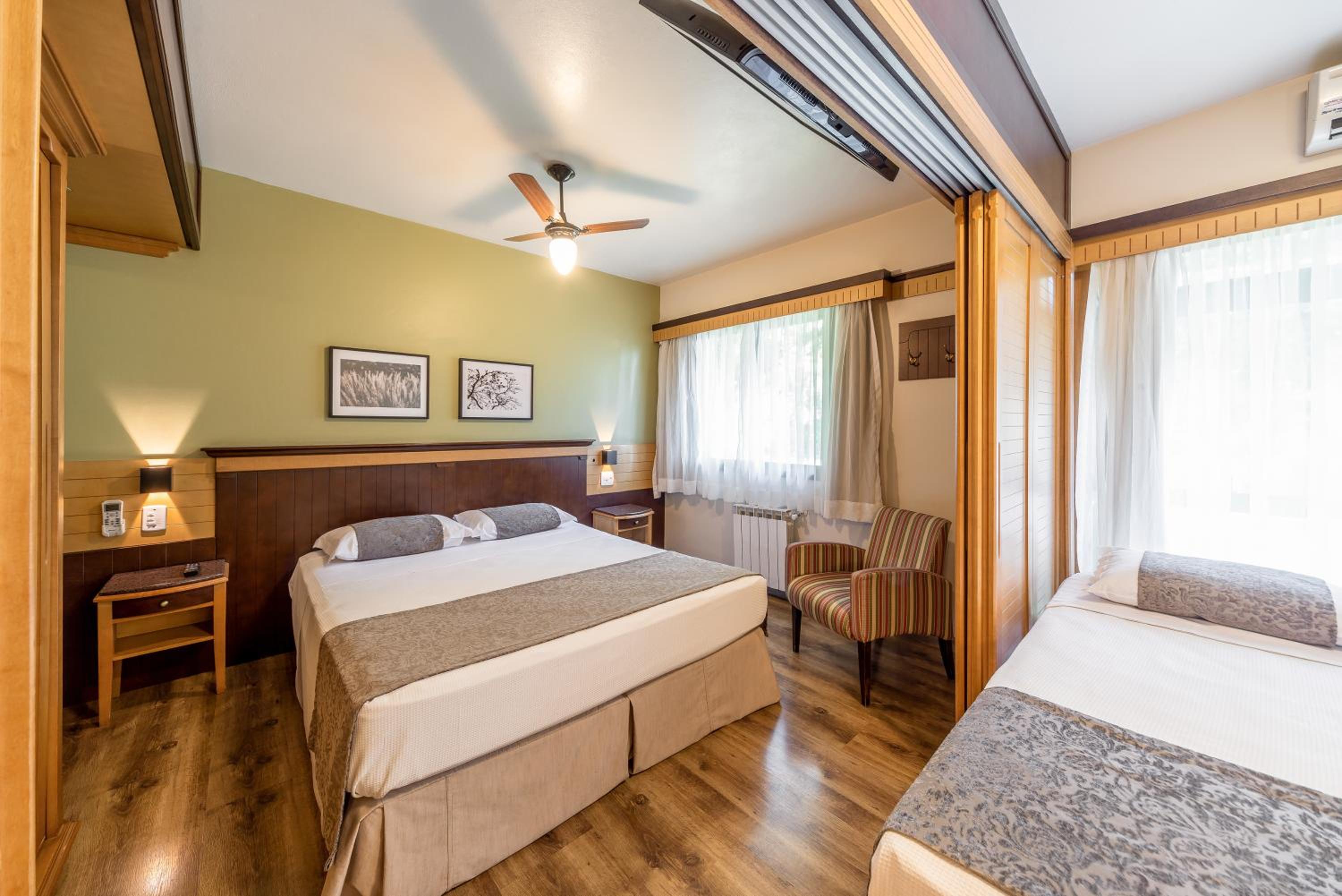 Luxury Quadruple Room - Photo 3