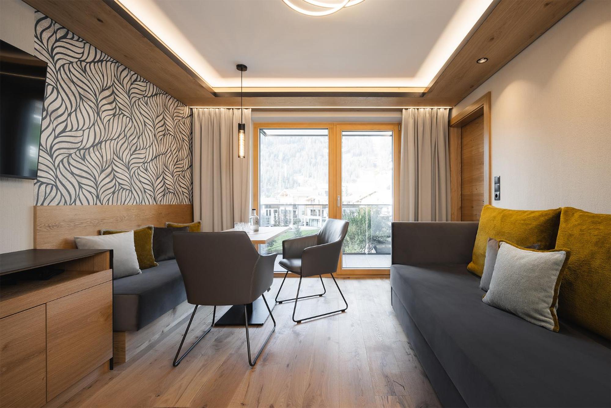 Superior Suite - Photo 2