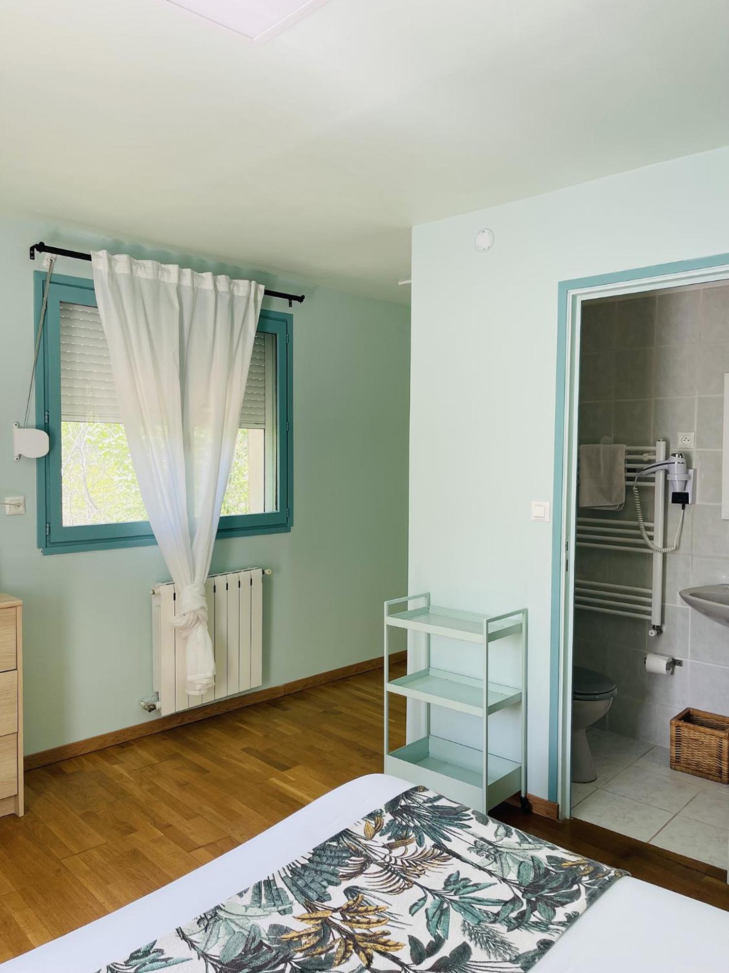 Superior Double Room - Photo 8
