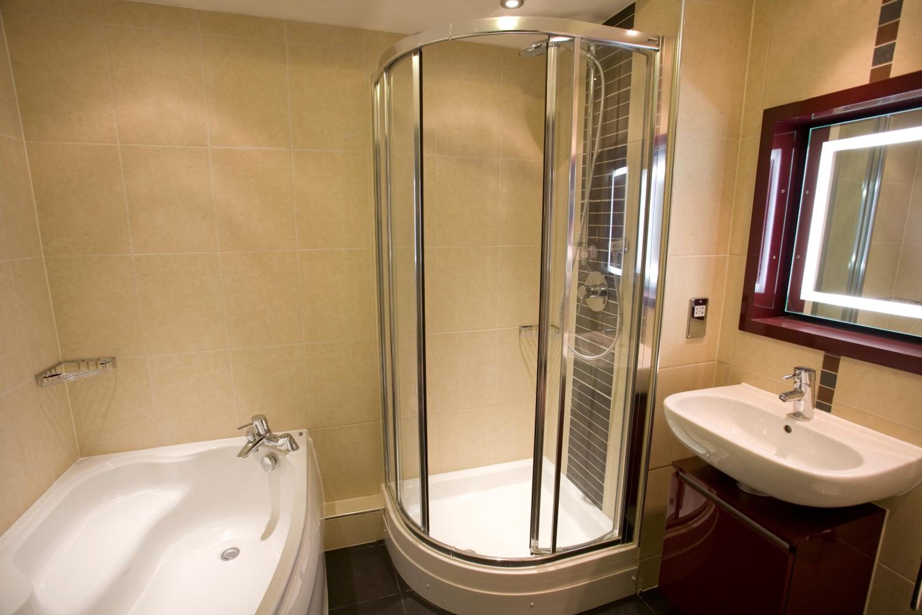 Superior Twin or Double Room - Photo 3