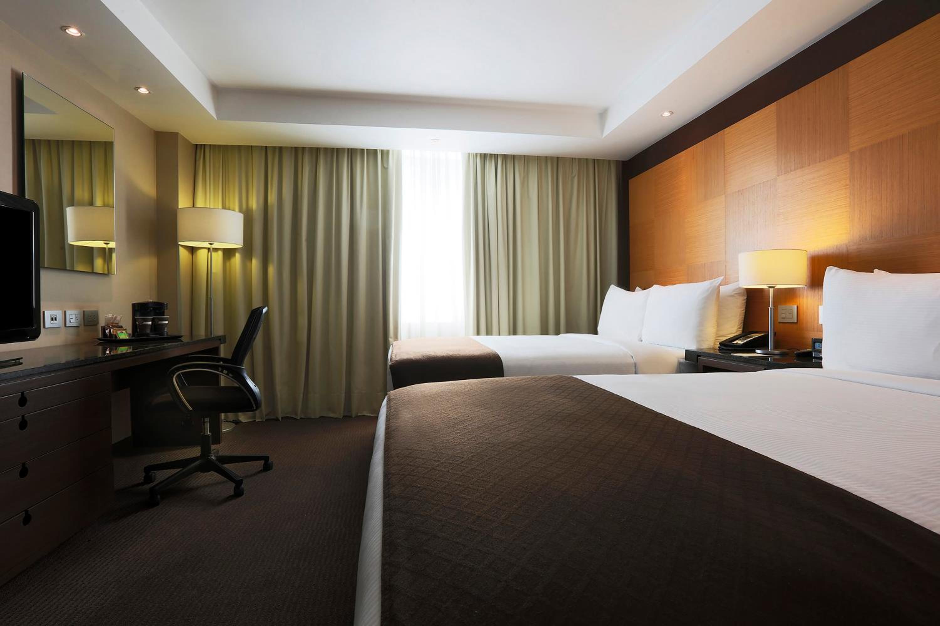 Standard Double Room - Photo 3