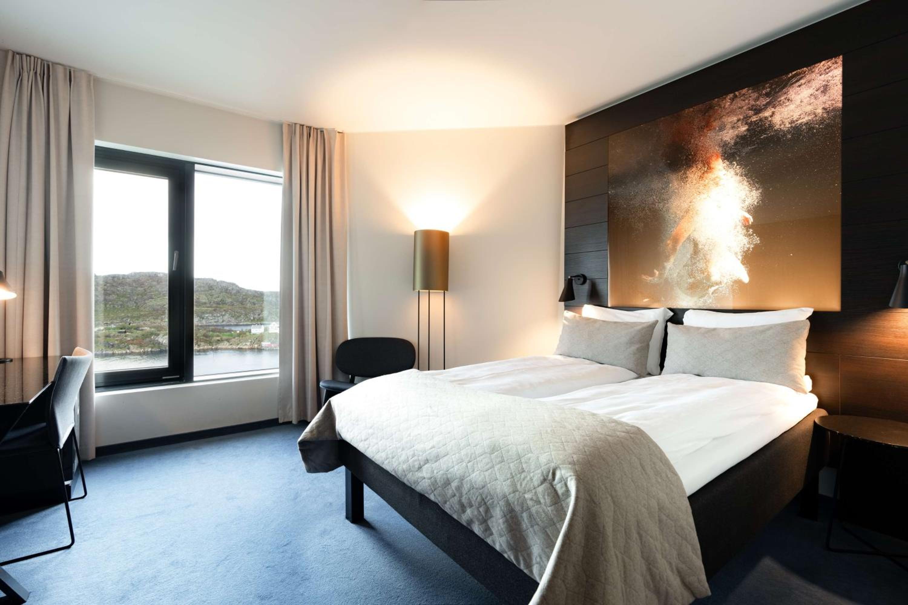 Standard Queen Room