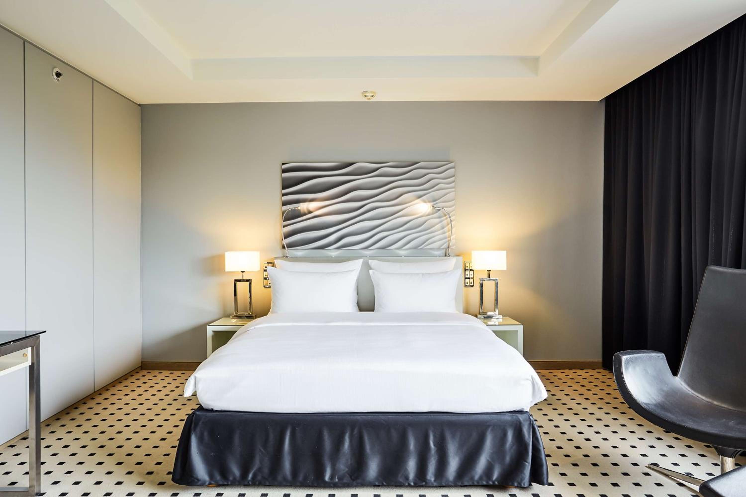 Premium Room - Photo 1