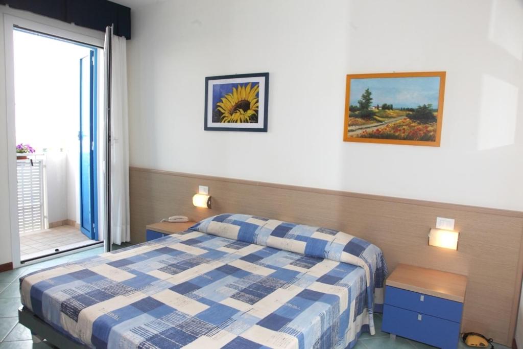 Suite (2 Adults) photo 3