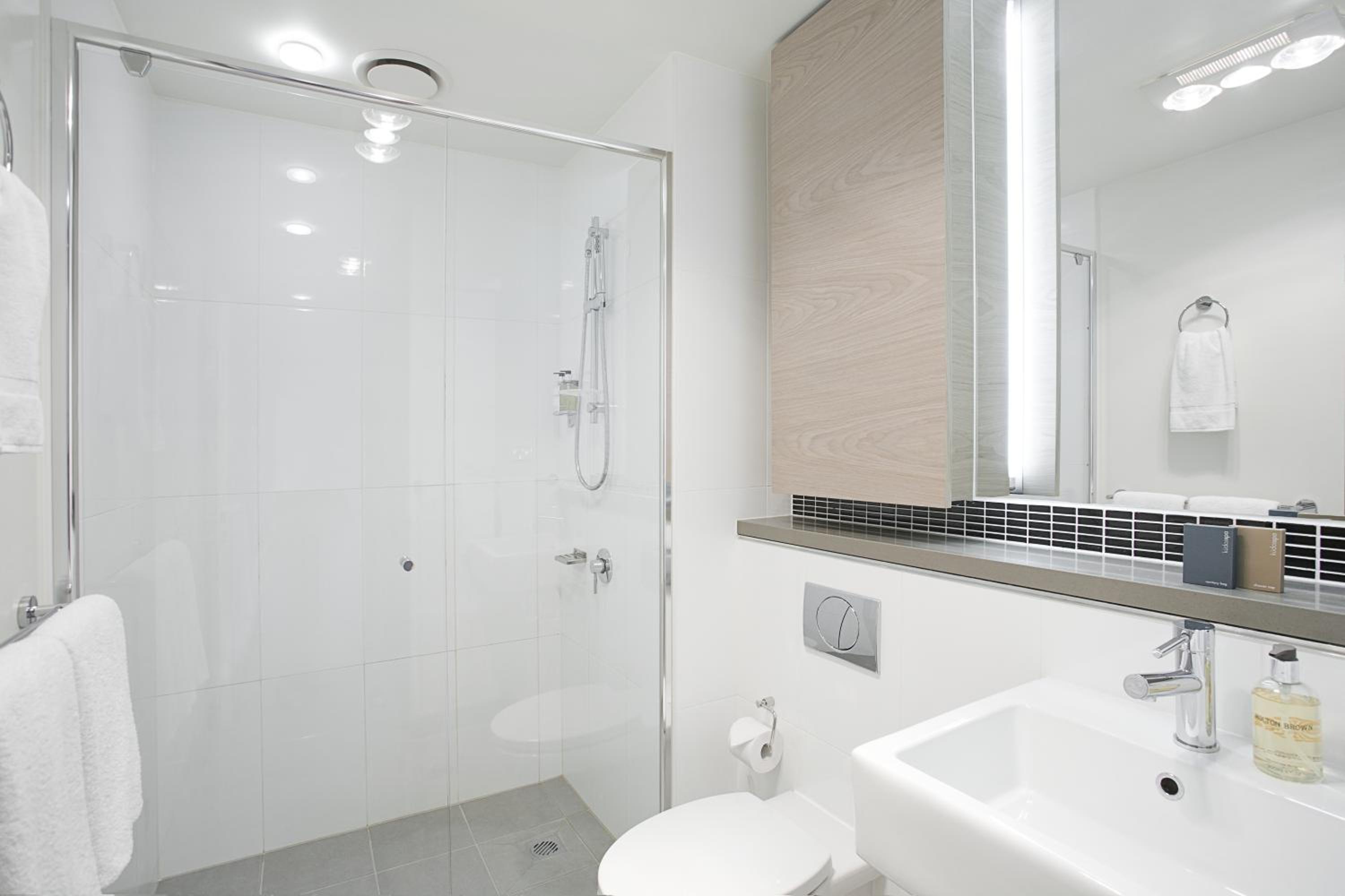Studio Suite photo 2