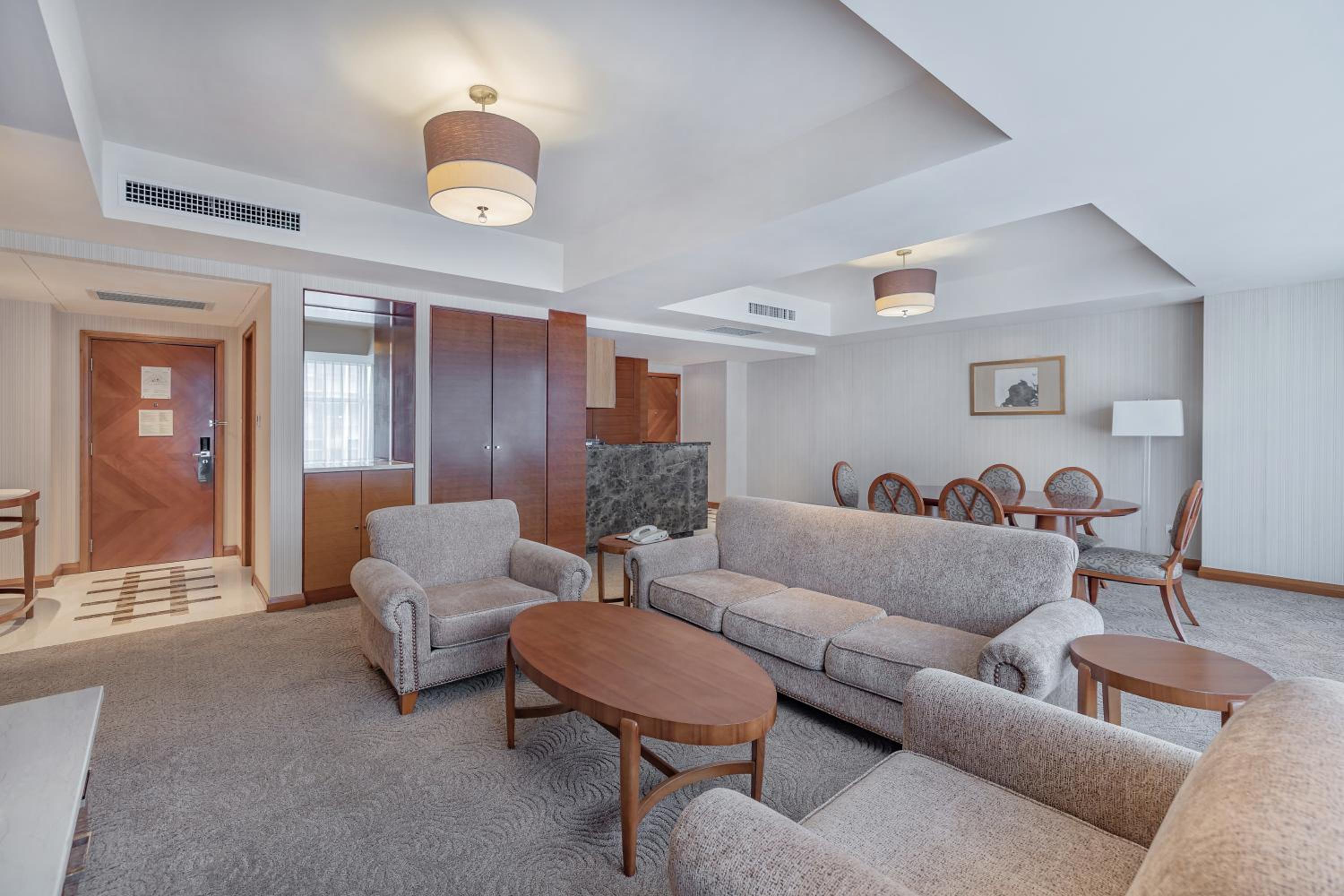 Ambassator Suite