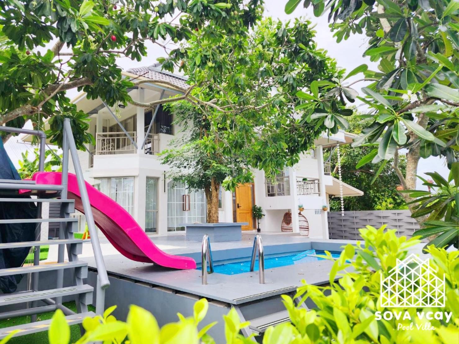 Villa with Private Pool photo 2