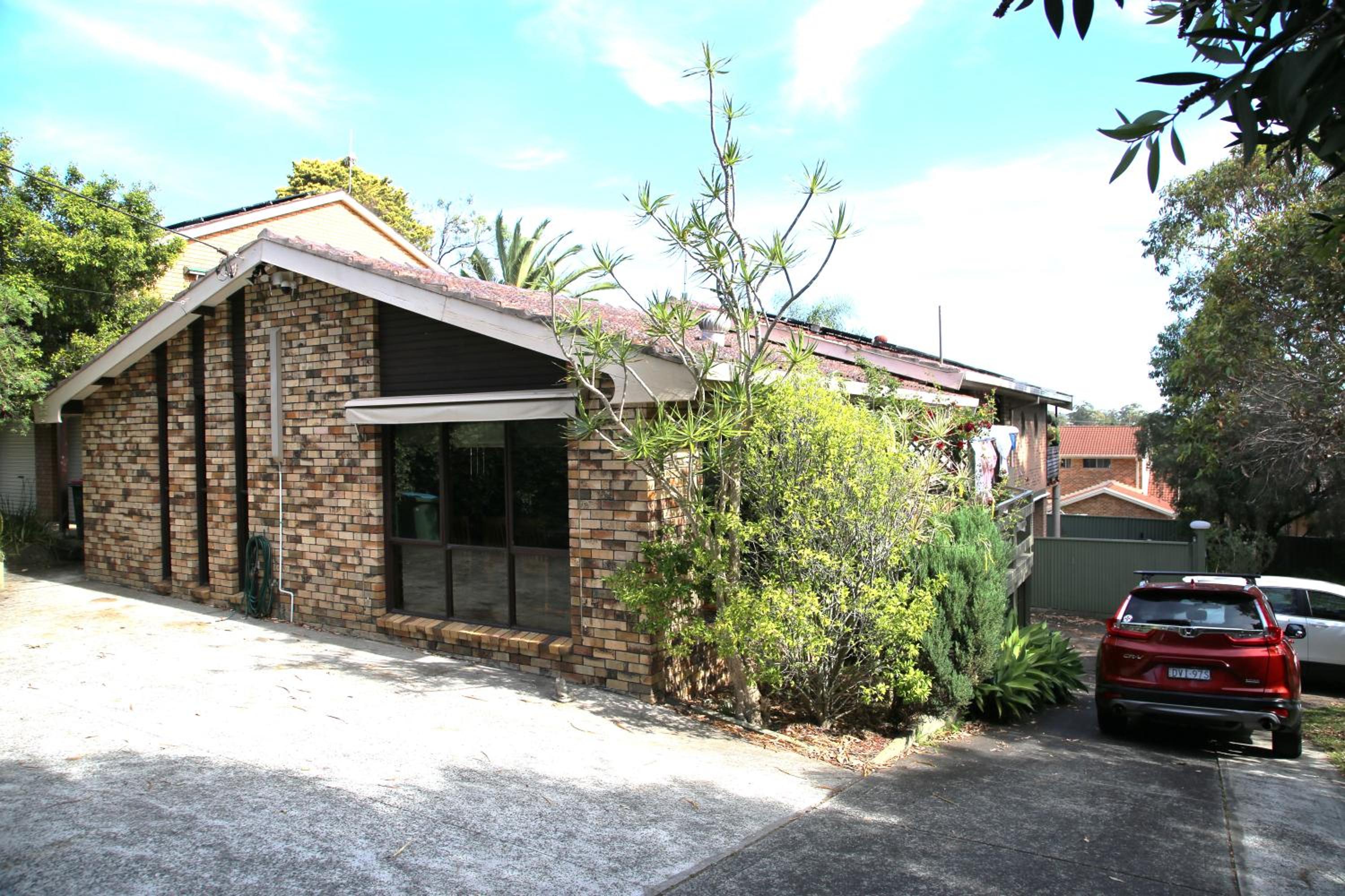 Four-Bedroom House photo 3