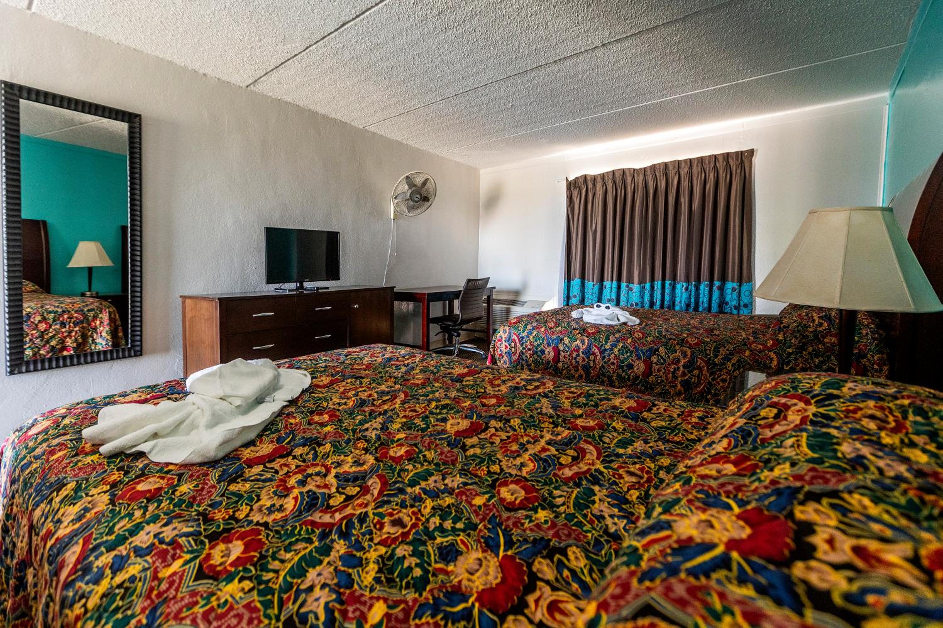 Standard Double Room - Photo 5