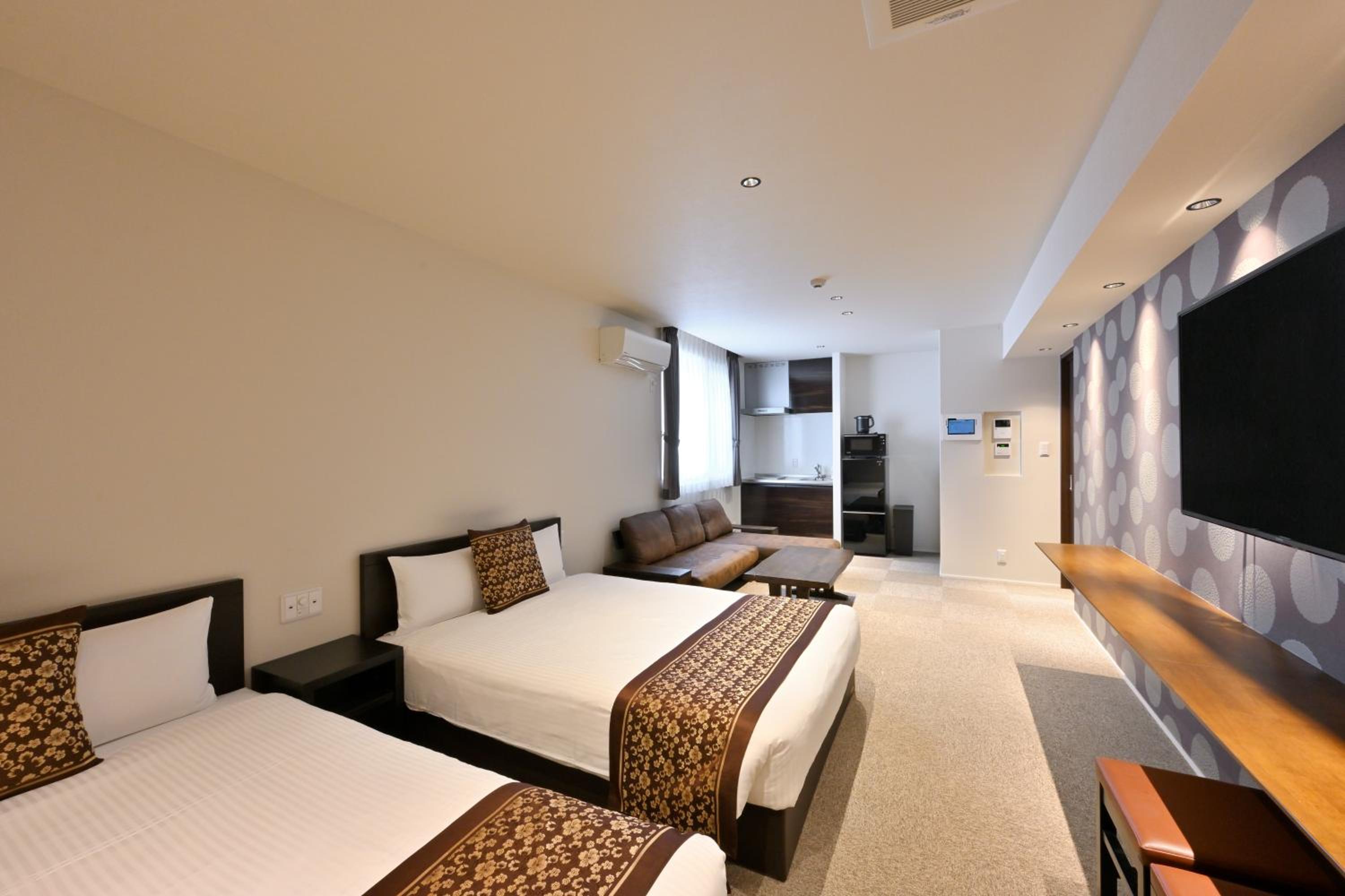 Standard Twin Room - Photo 1