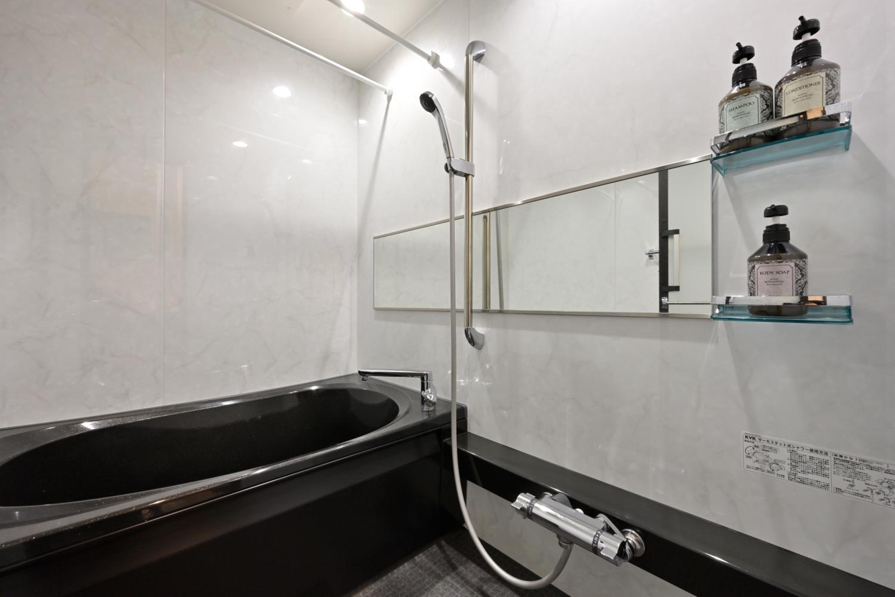 Standard Twin Room - Photo 20