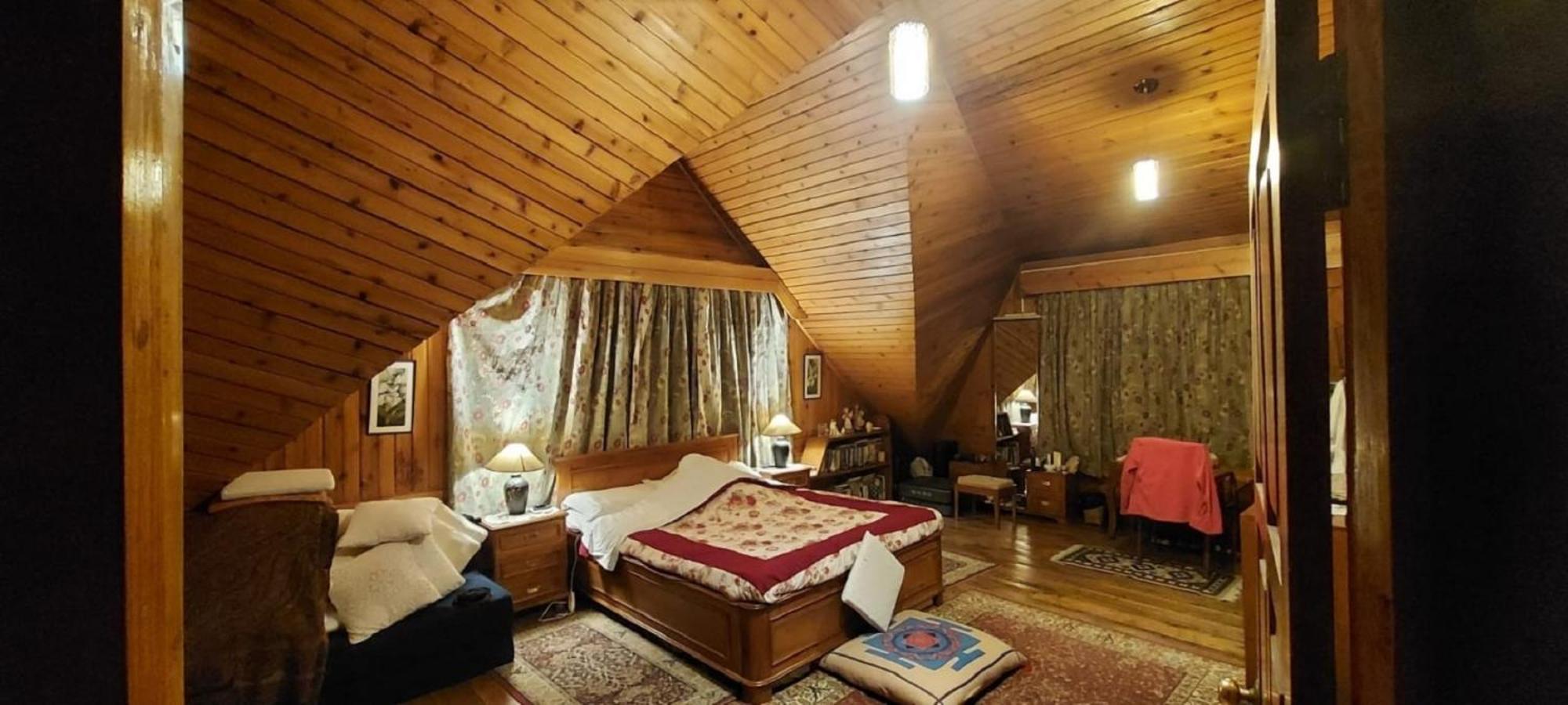 Villa photo 2