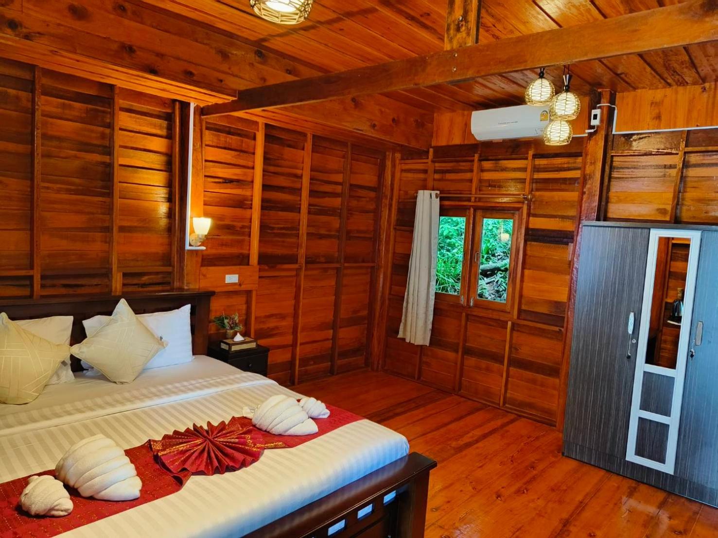 Deluxe Bungalow with Sea View photo 1