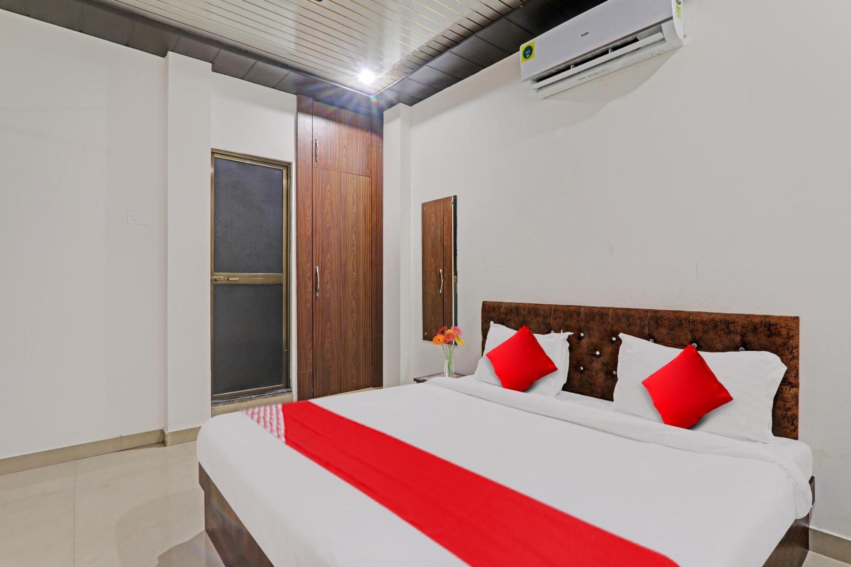 Deluxe Triple Room photo 1