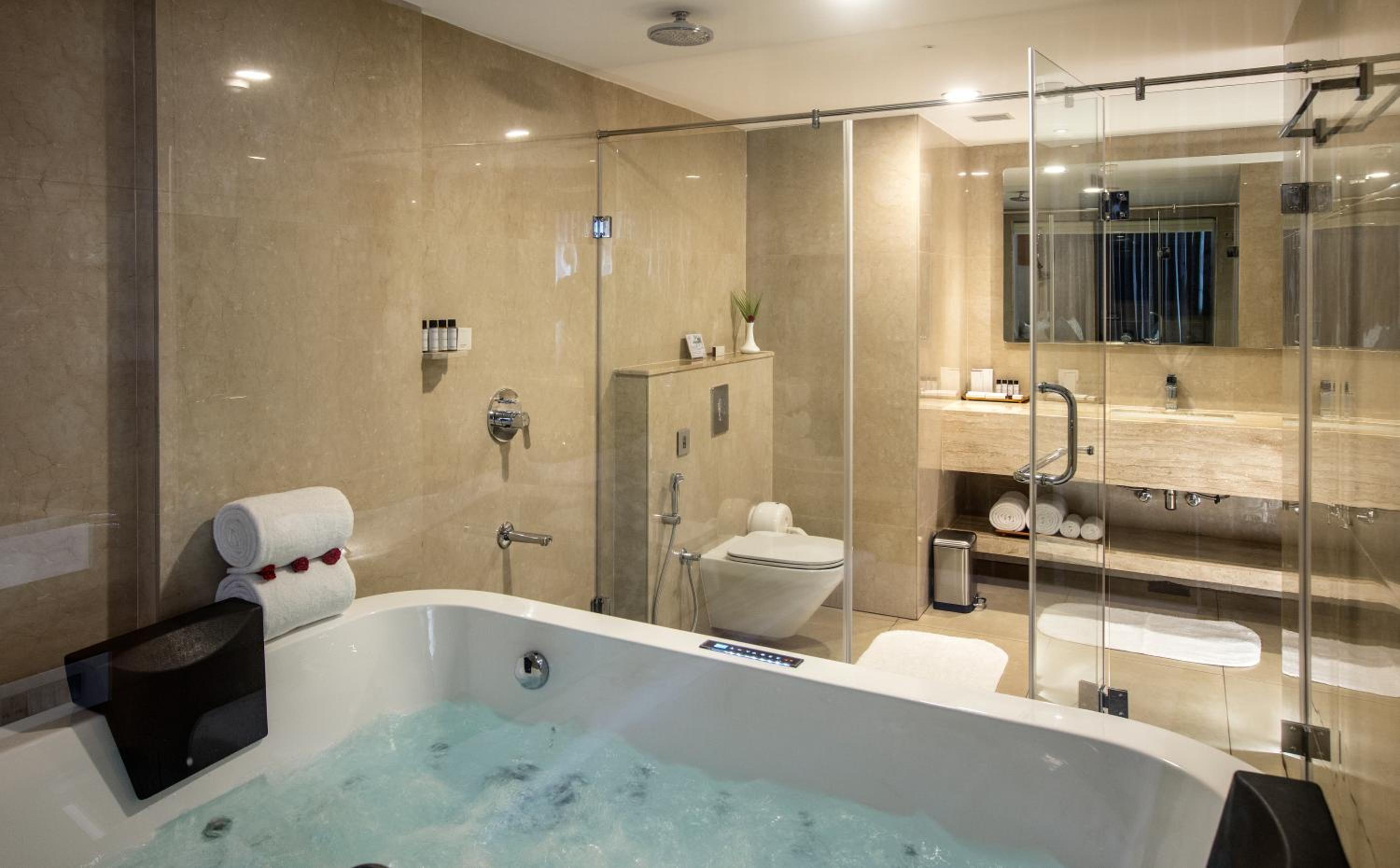 Splash Junior Suite - King - Photo 5