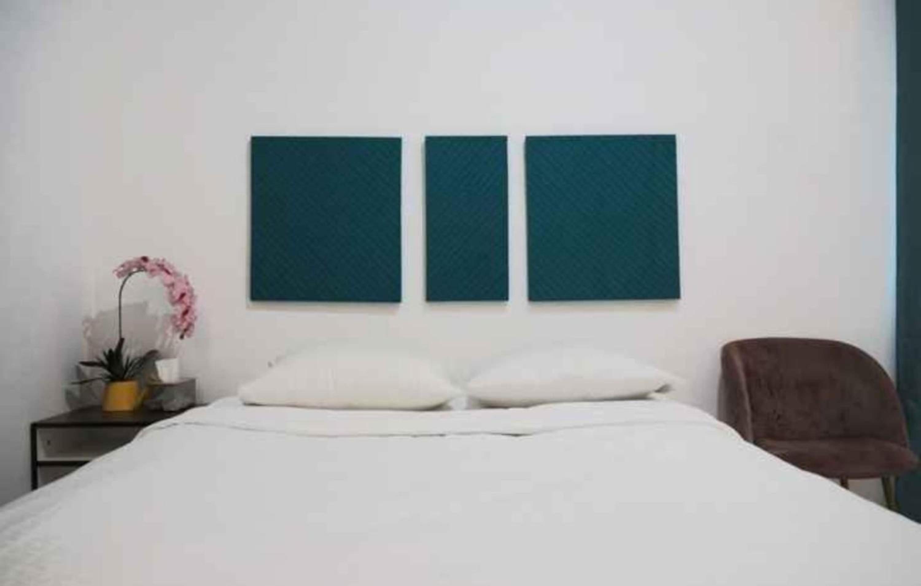 Deluxe King Room photo 2