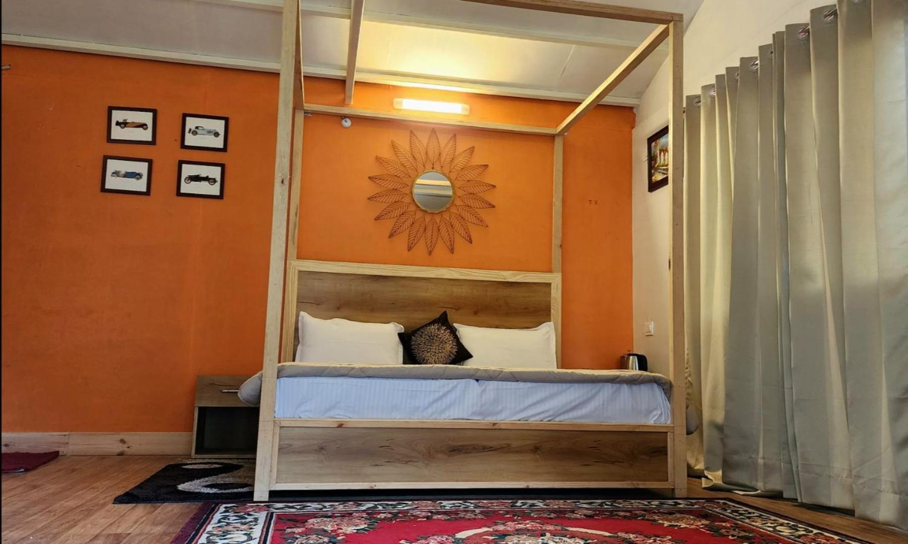 Deluxe Double Room with Balcony photo 1