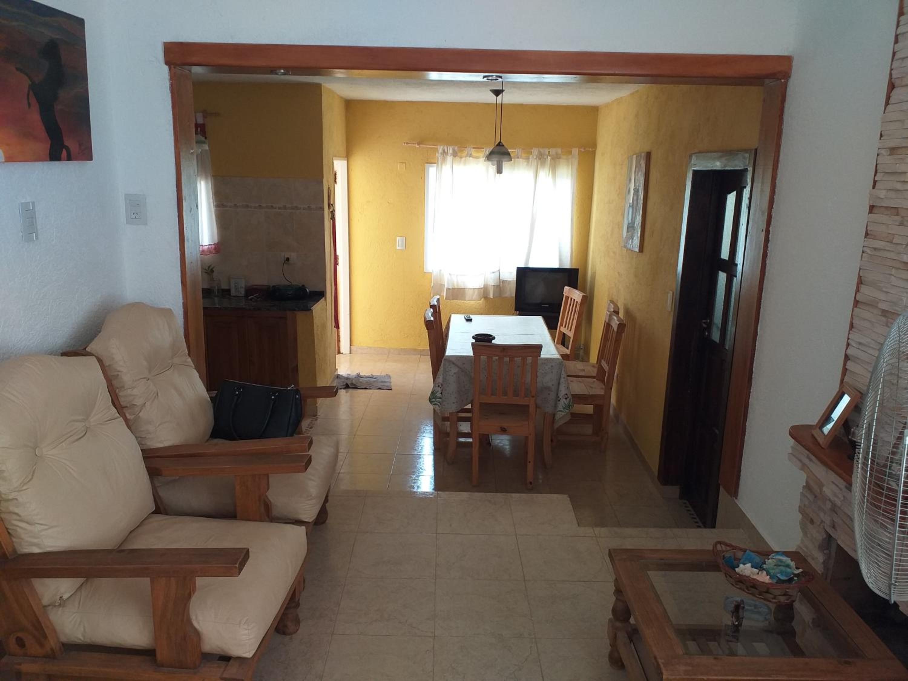 One-Bedroom House photo 1