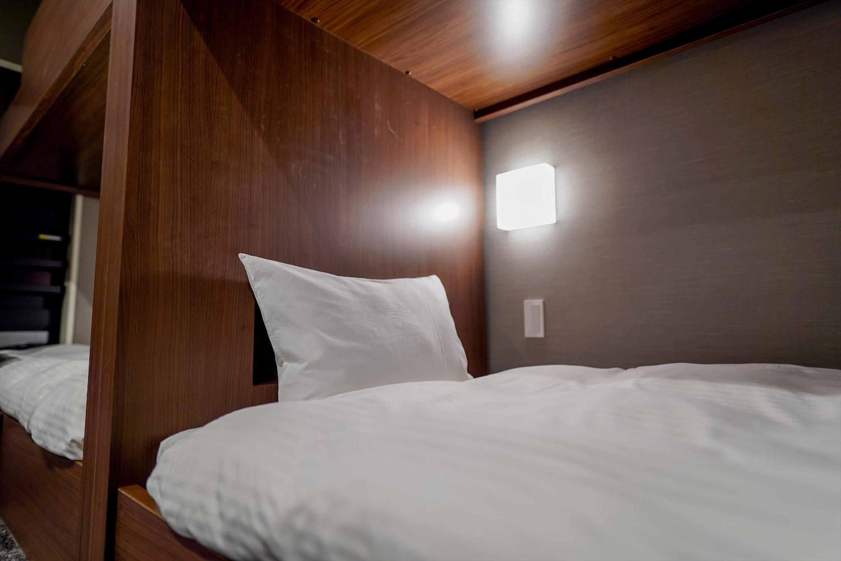 Apartment with Two Bunk Beds - Photo 2